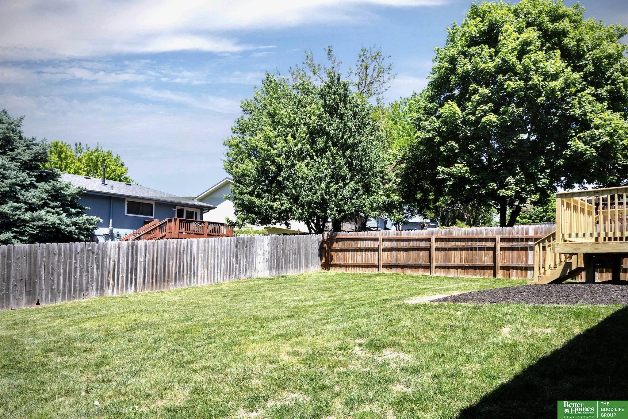 6116 N 78th Terrace