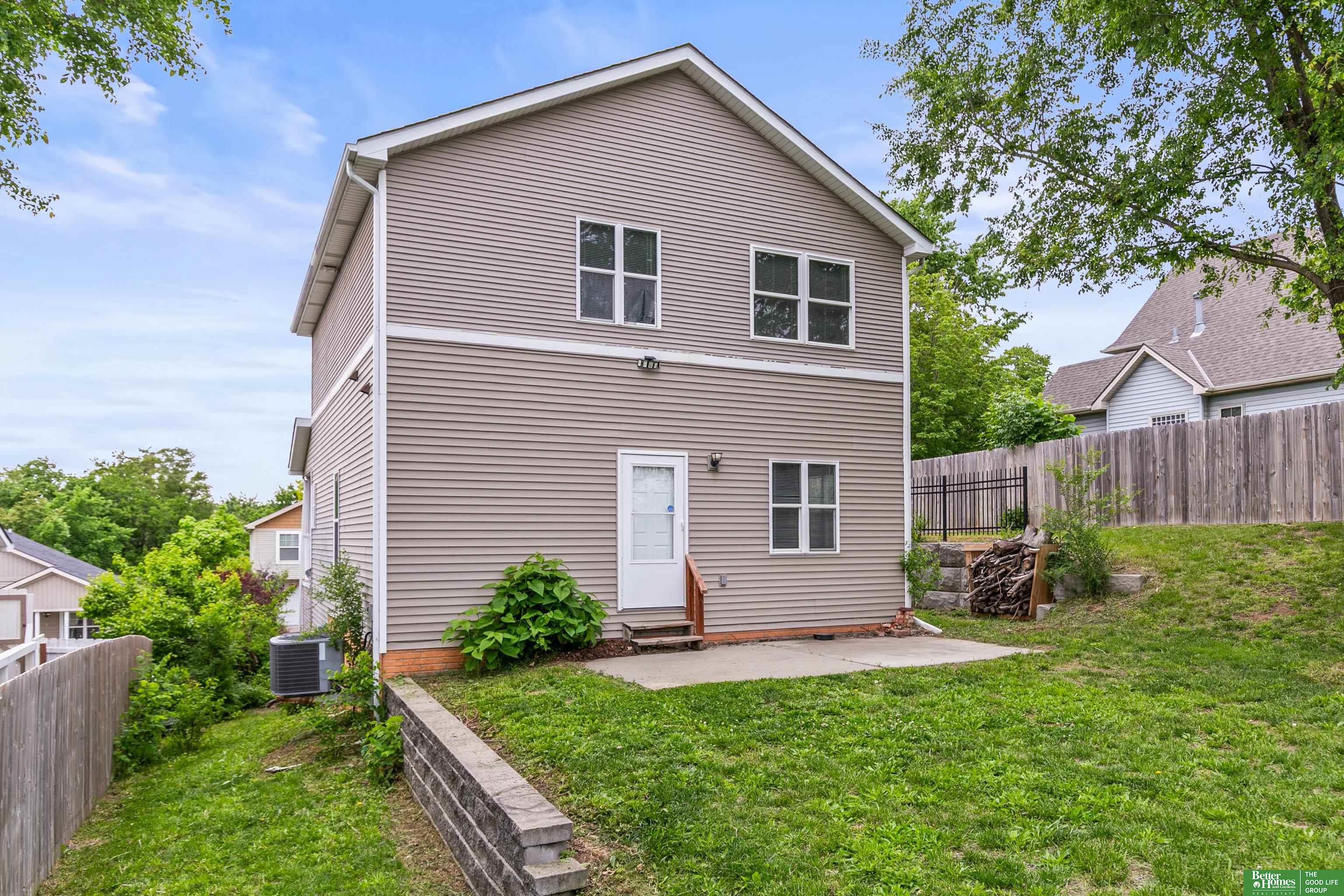 951 N 28th Avenue