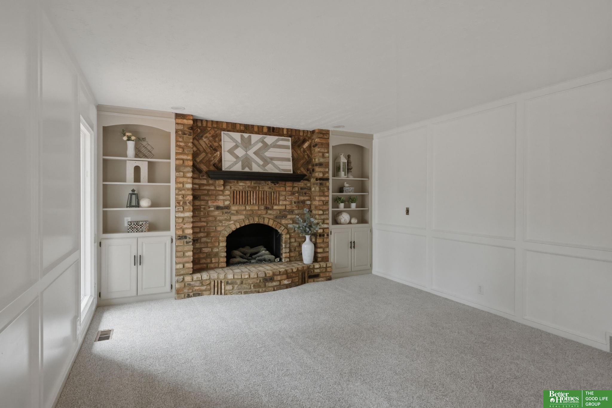 6420 S 106 Circle
