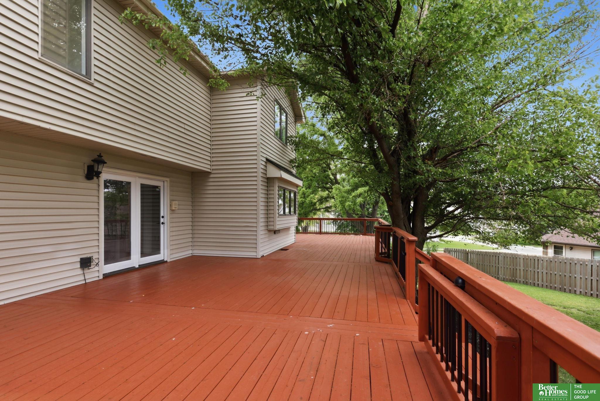 6420 S 106 Circle