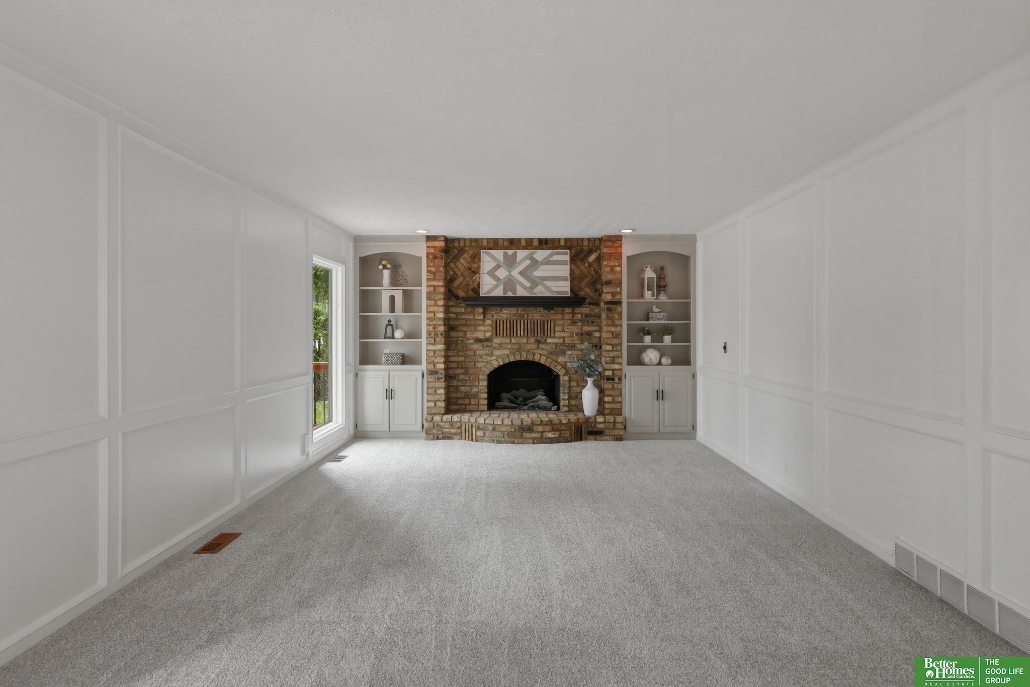 6420 S 106 Circle