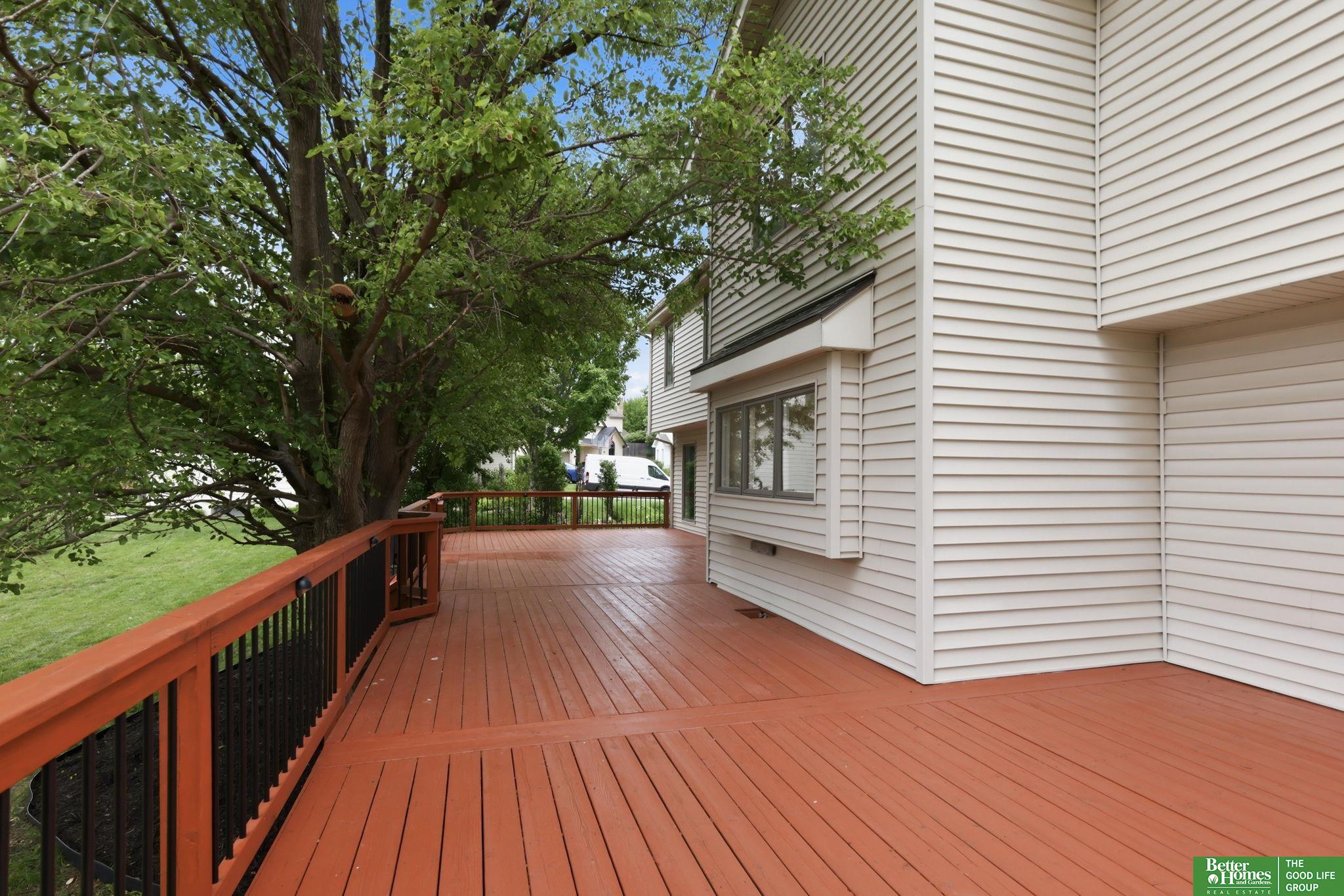 6420 S 106 Circle