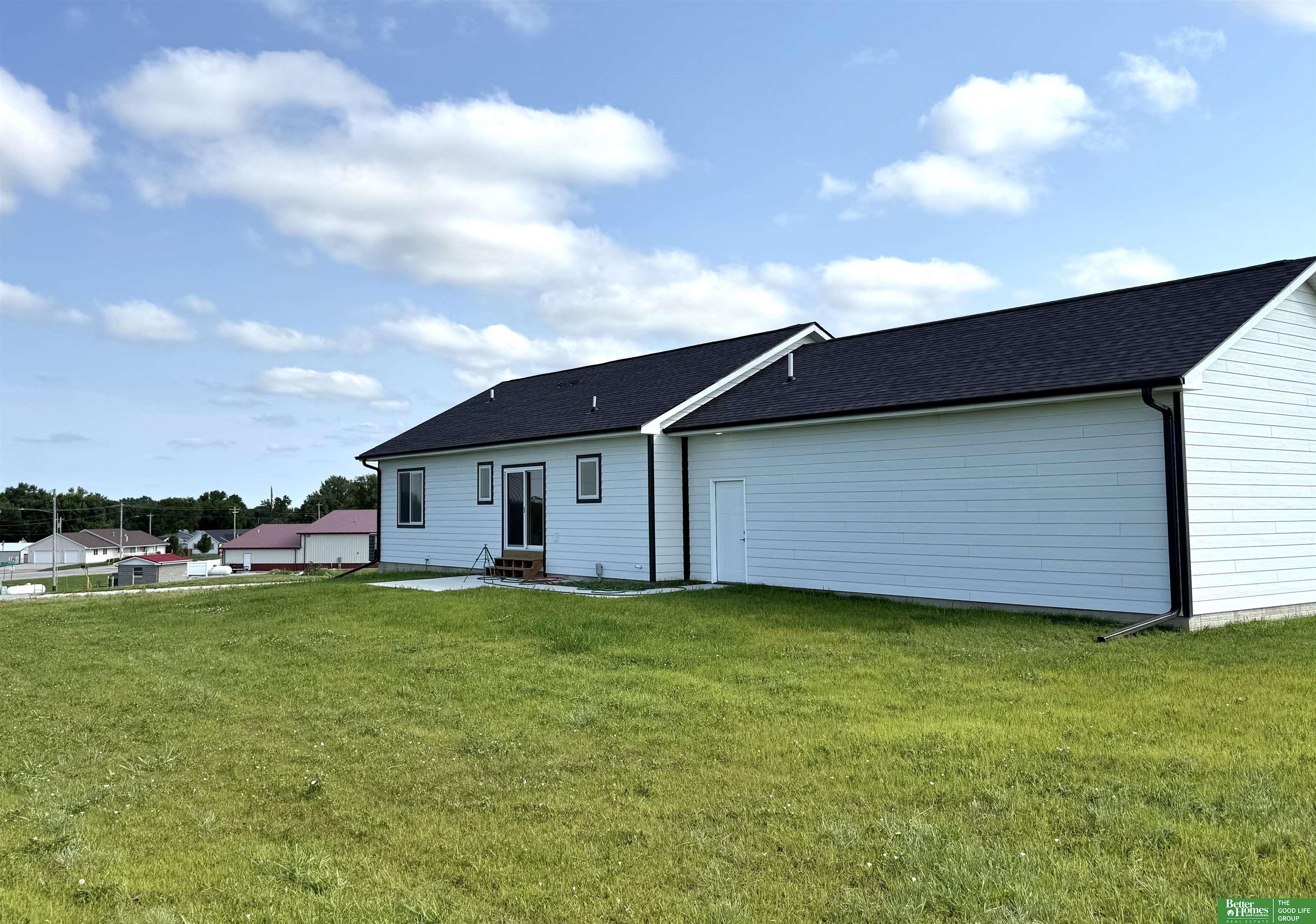 300 Jo Lane, McCool Junction