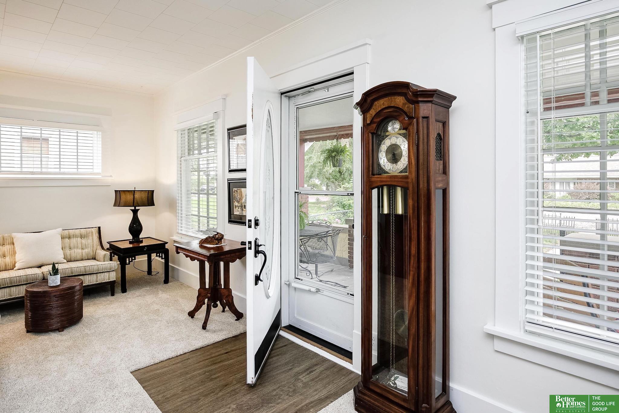 1504 Bellevue Boulevard N