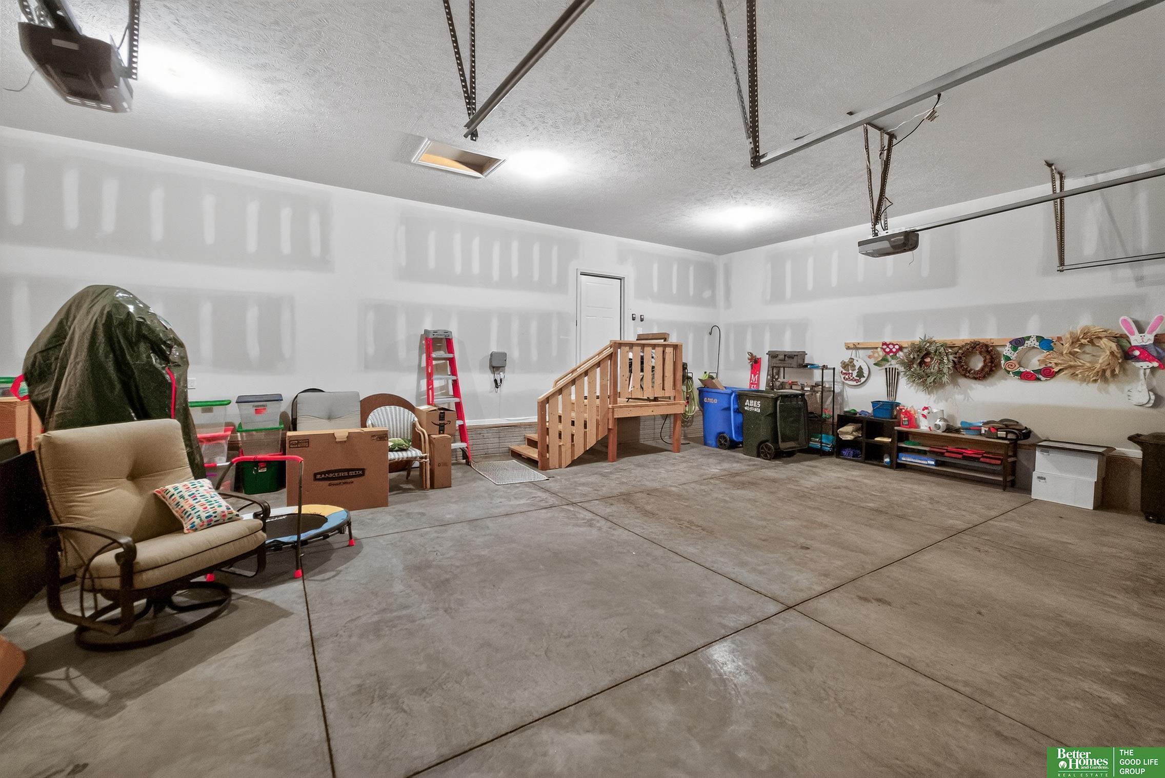 16962 Cora Street
