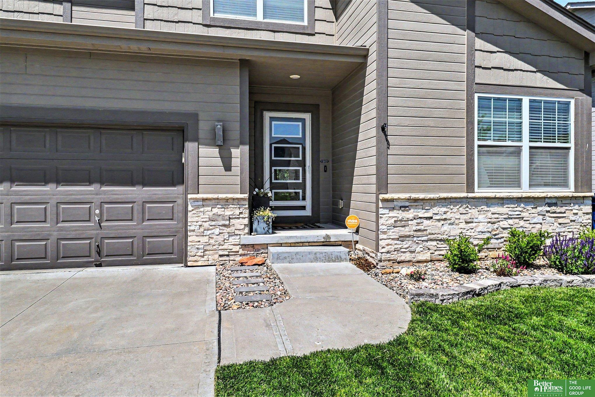 8412 S 169th Street