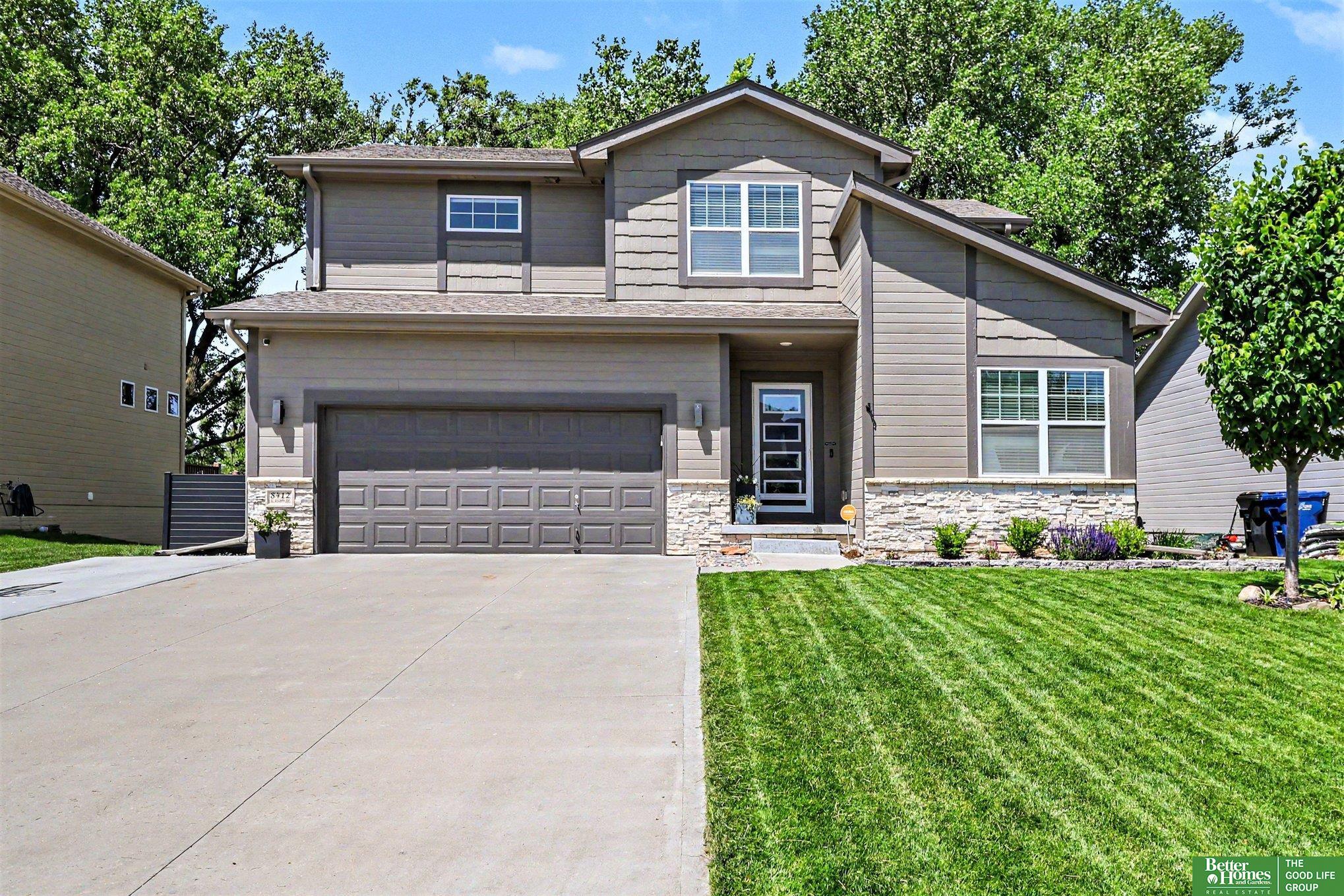 8412 S 169th Street