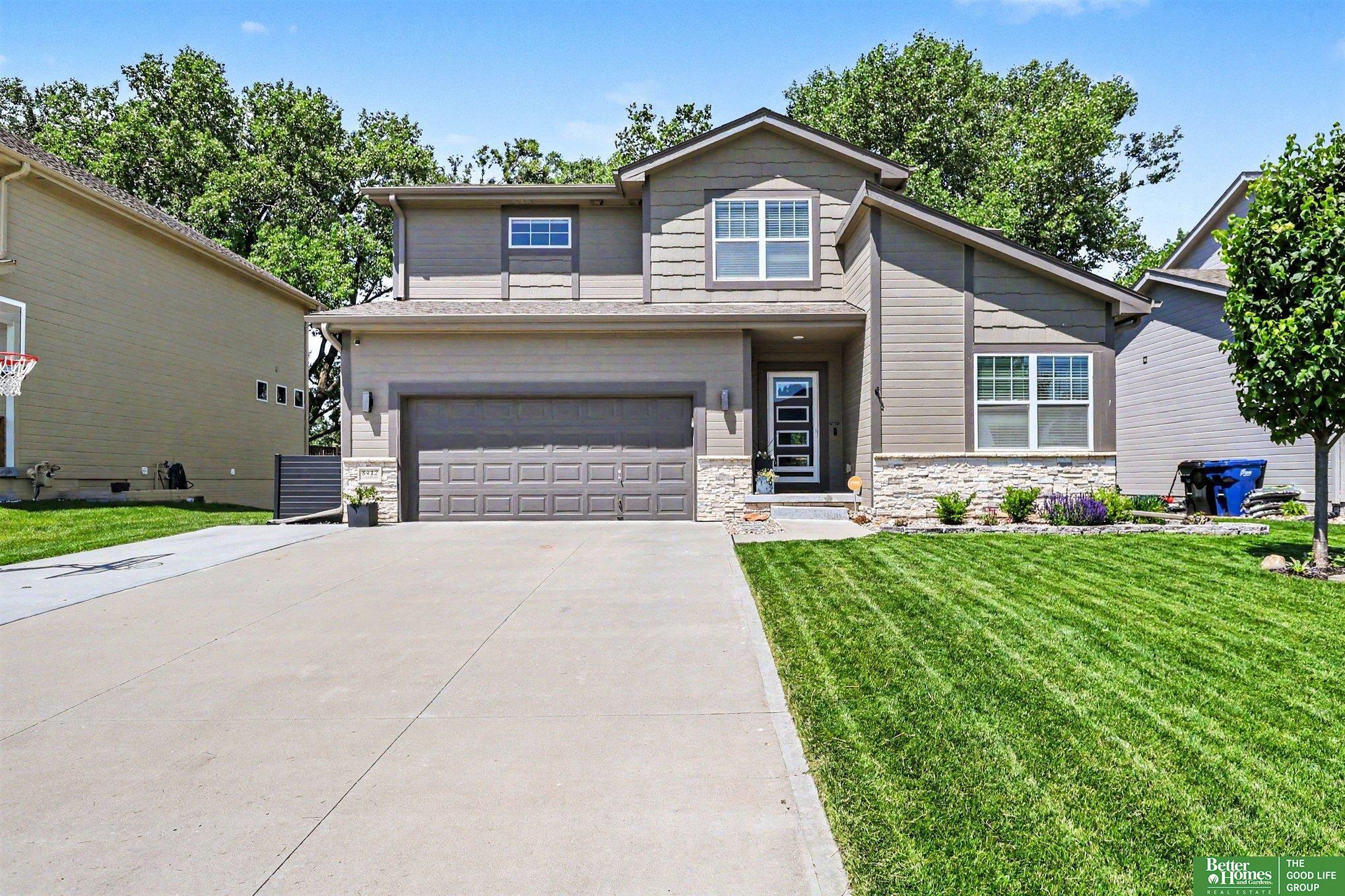 8412 S 169th Street