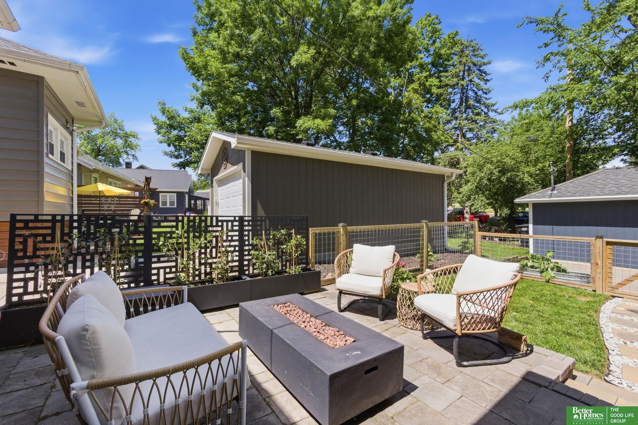 2816 Jefferson Avenue