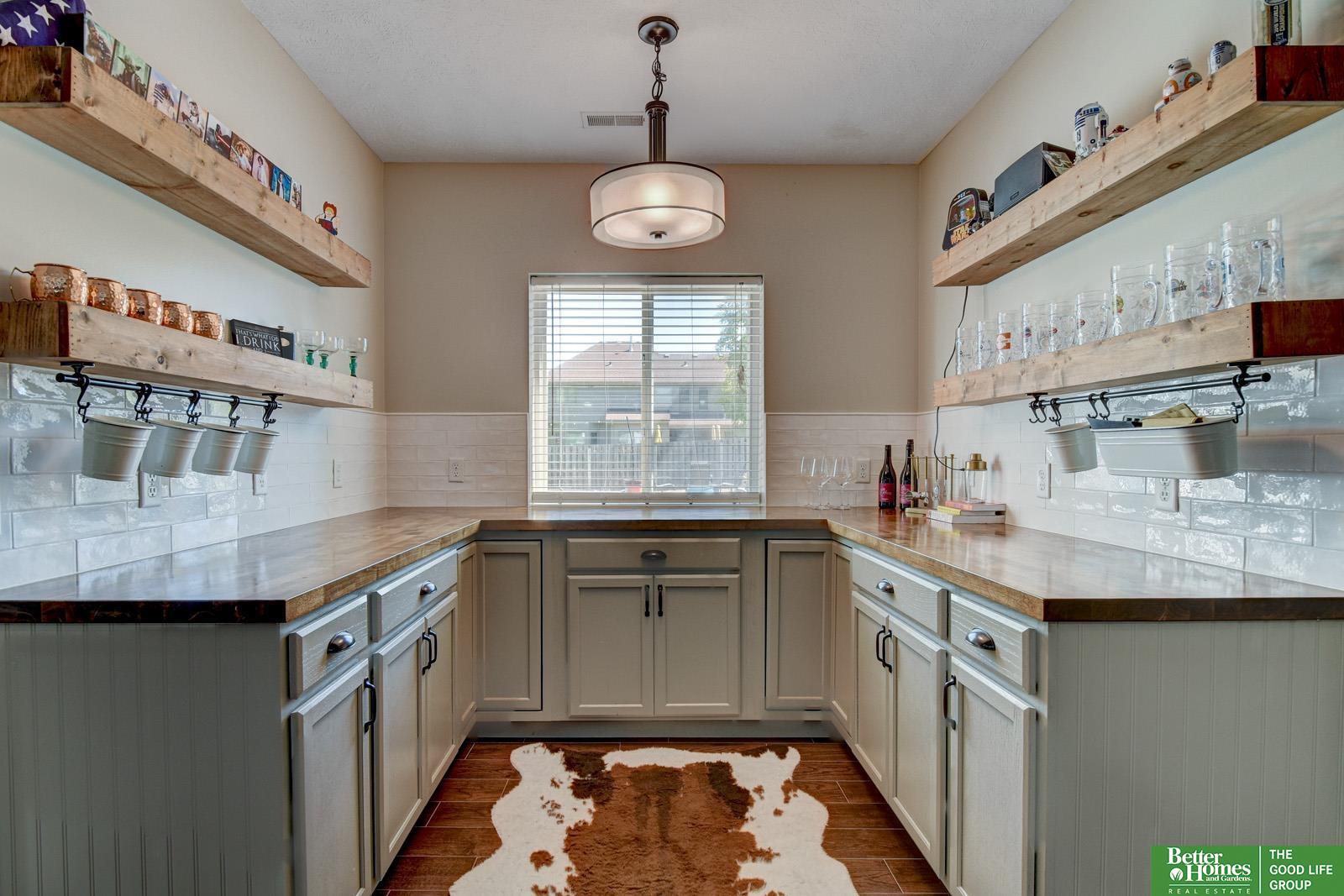 17809 Cinnamon Circle