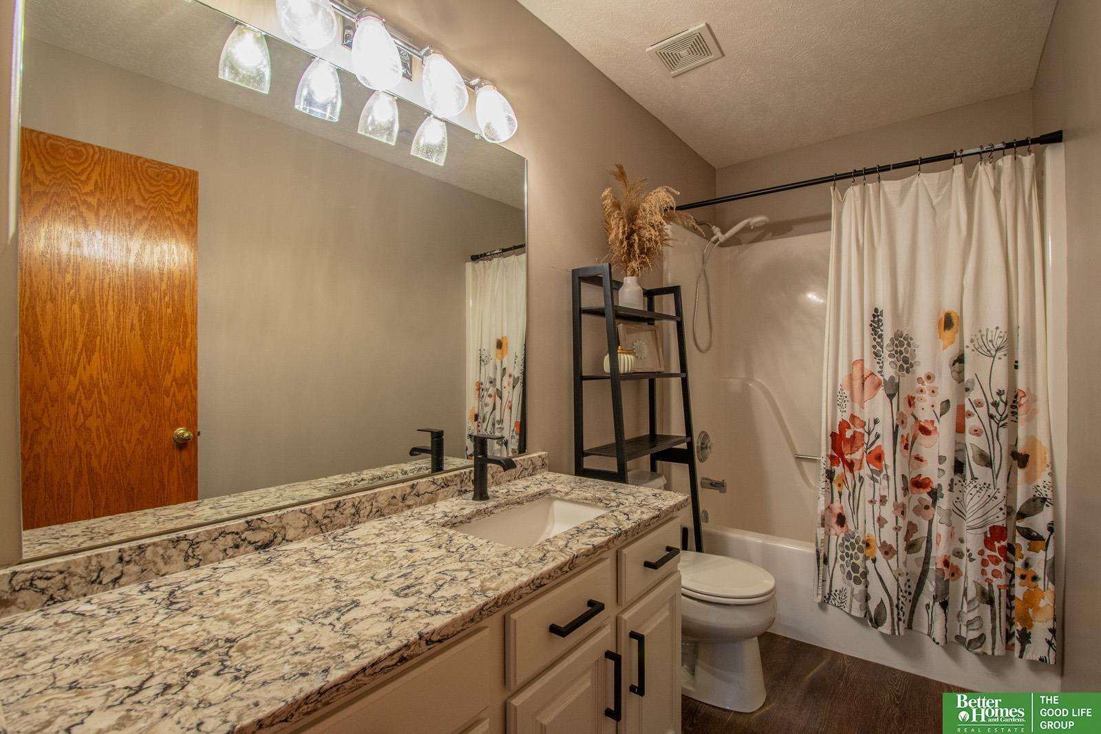 17809 Cinnamon Circle
