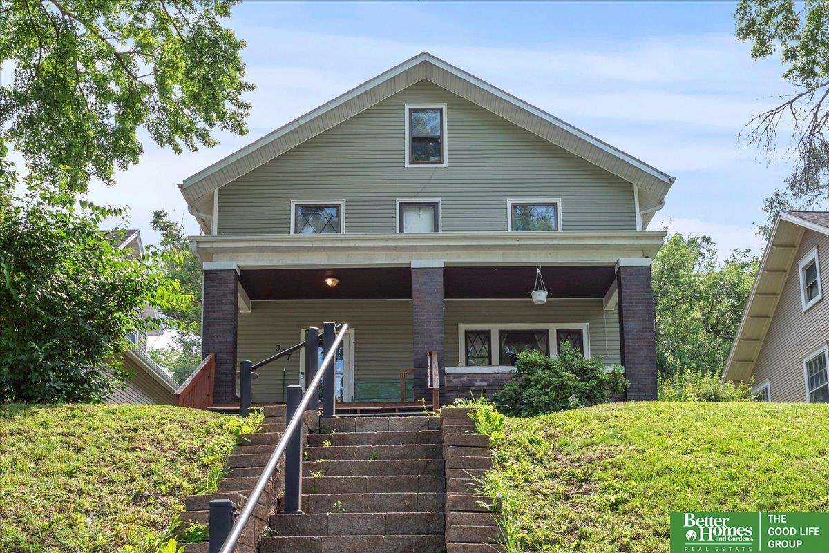 377 Benton Street