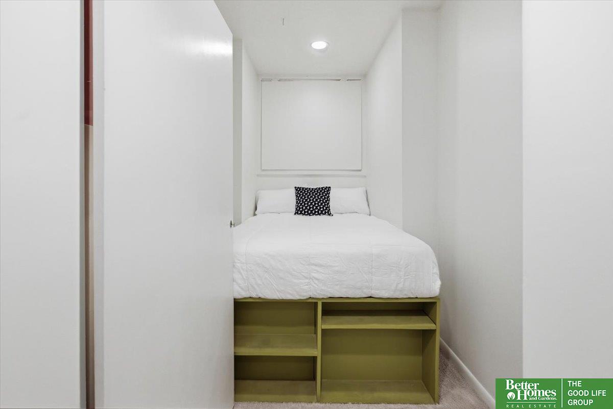 1208 Howard Street # 2