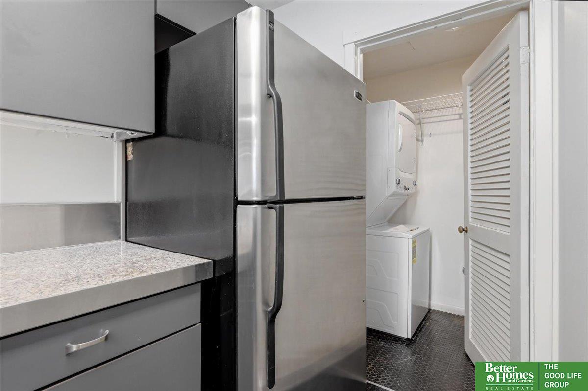 1208 Howard Street # 2