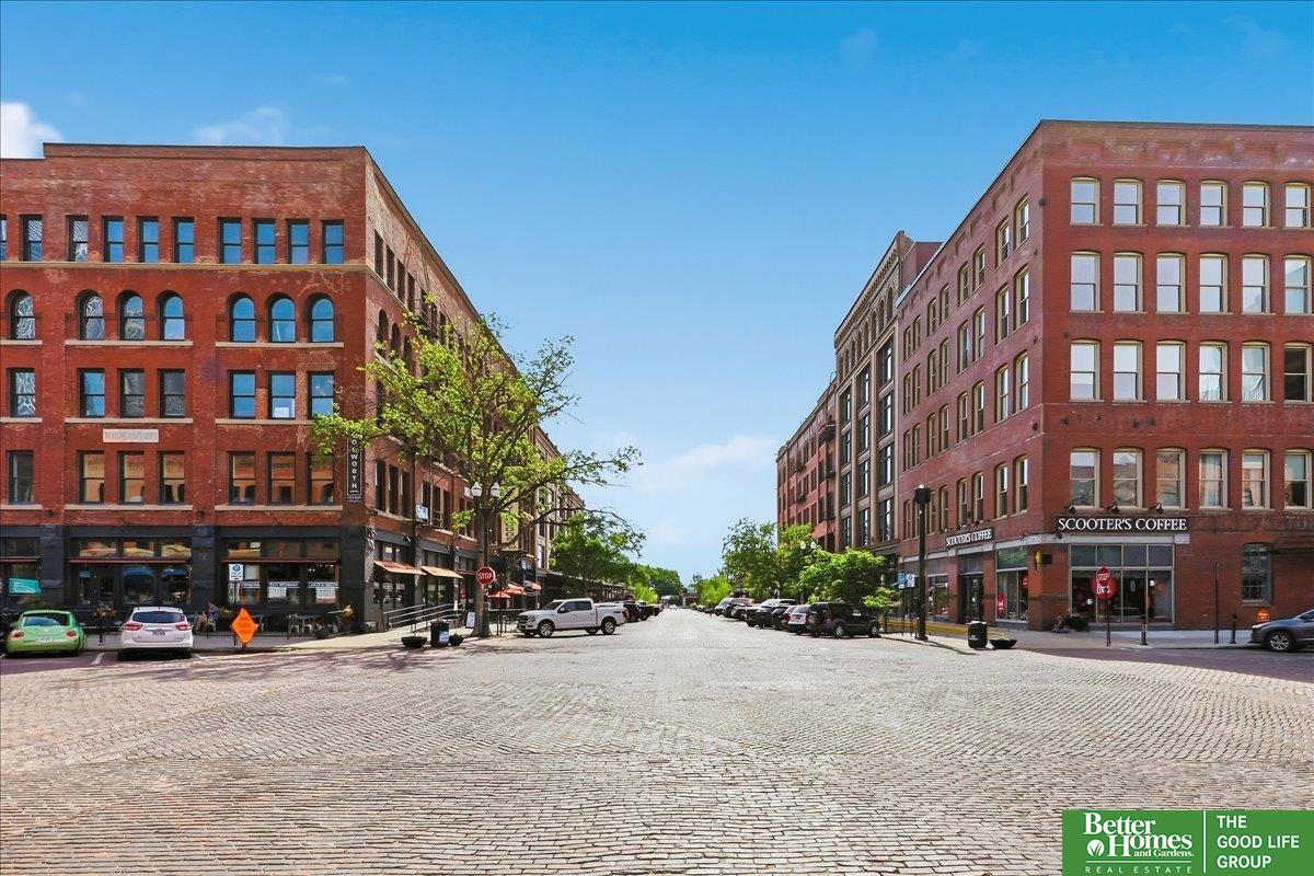 1208 Howard Street # 2