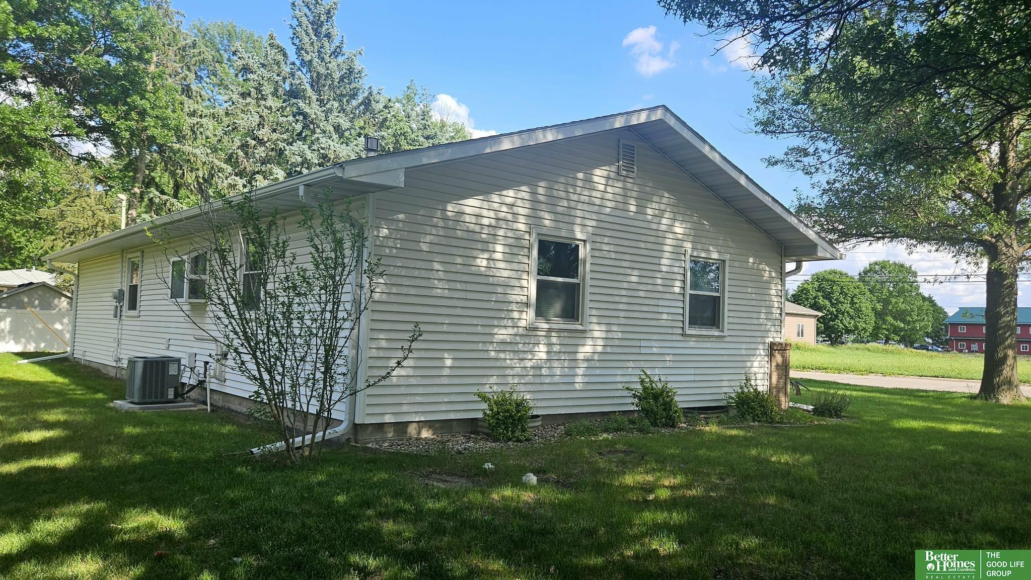 822 N Nobes Road