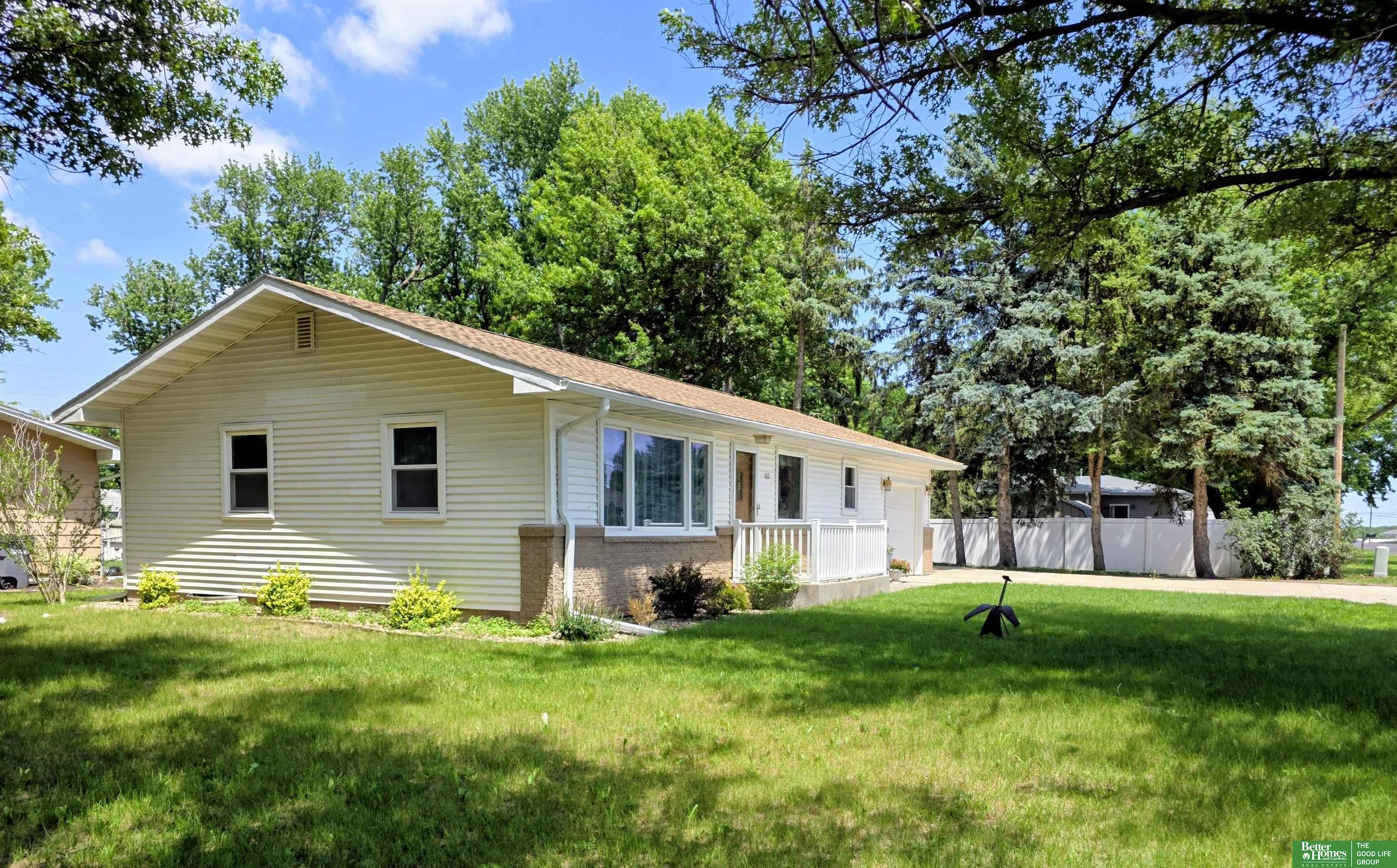 822 N Nobes Road