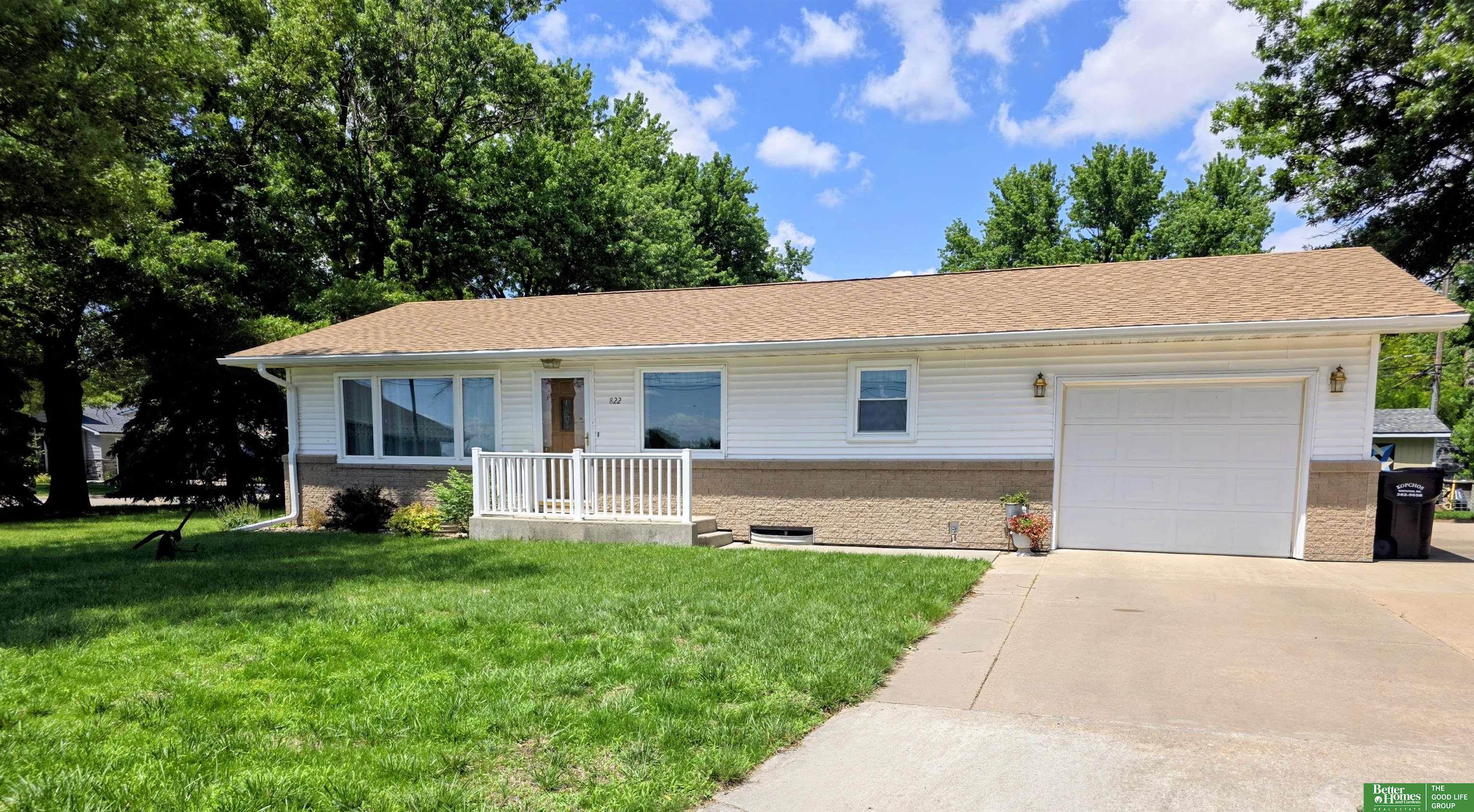 822 N Nobes Road