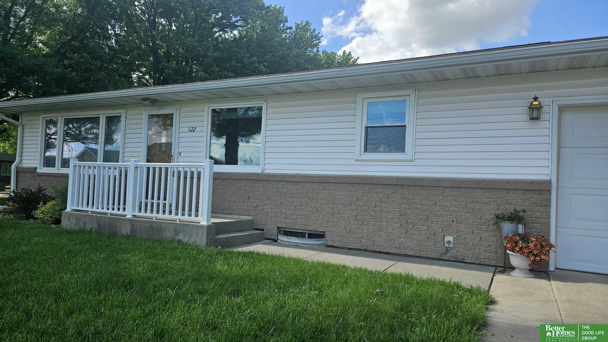 822 N Nobes Road