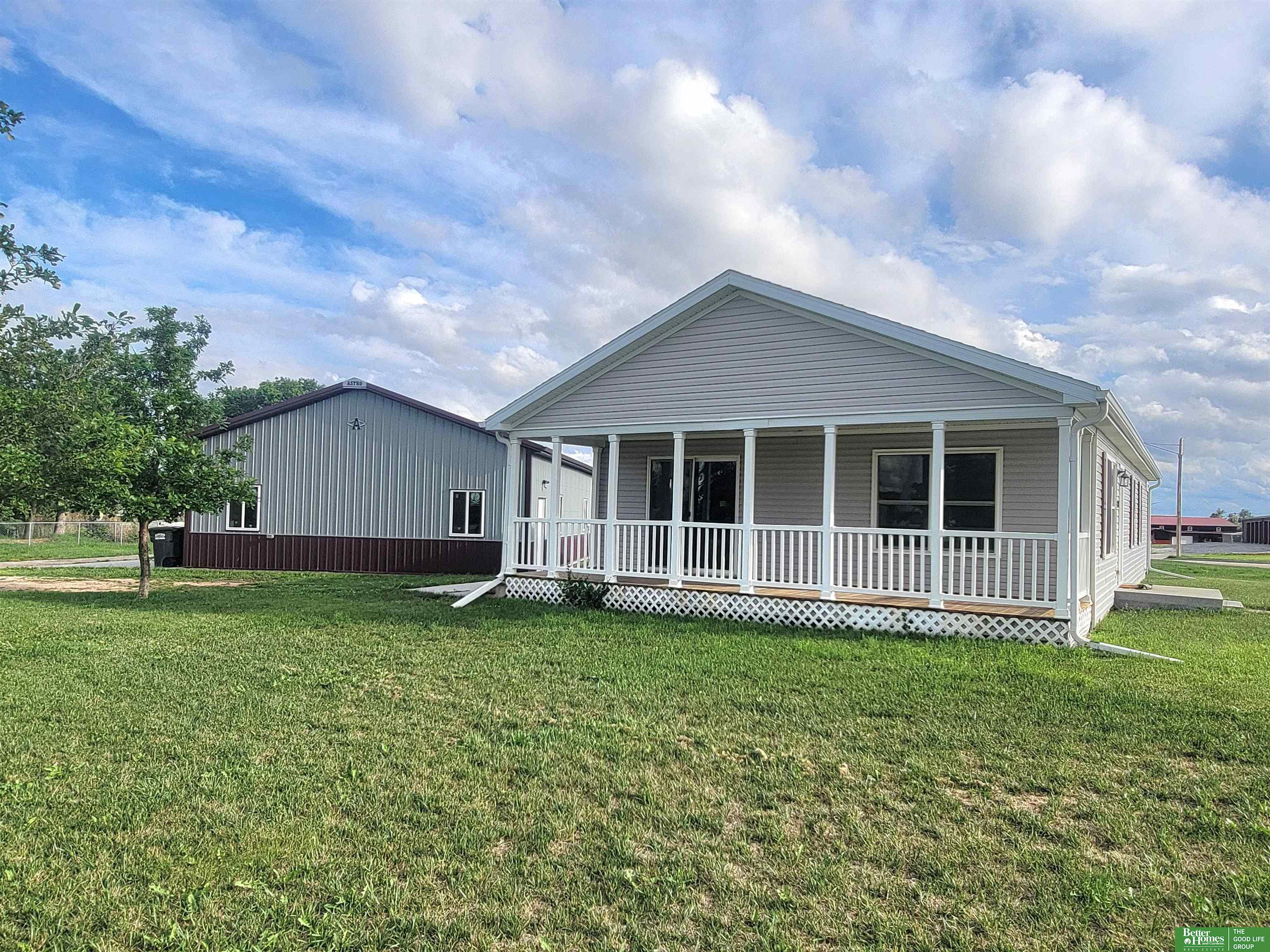 128 N 5th Street, McCool Junction