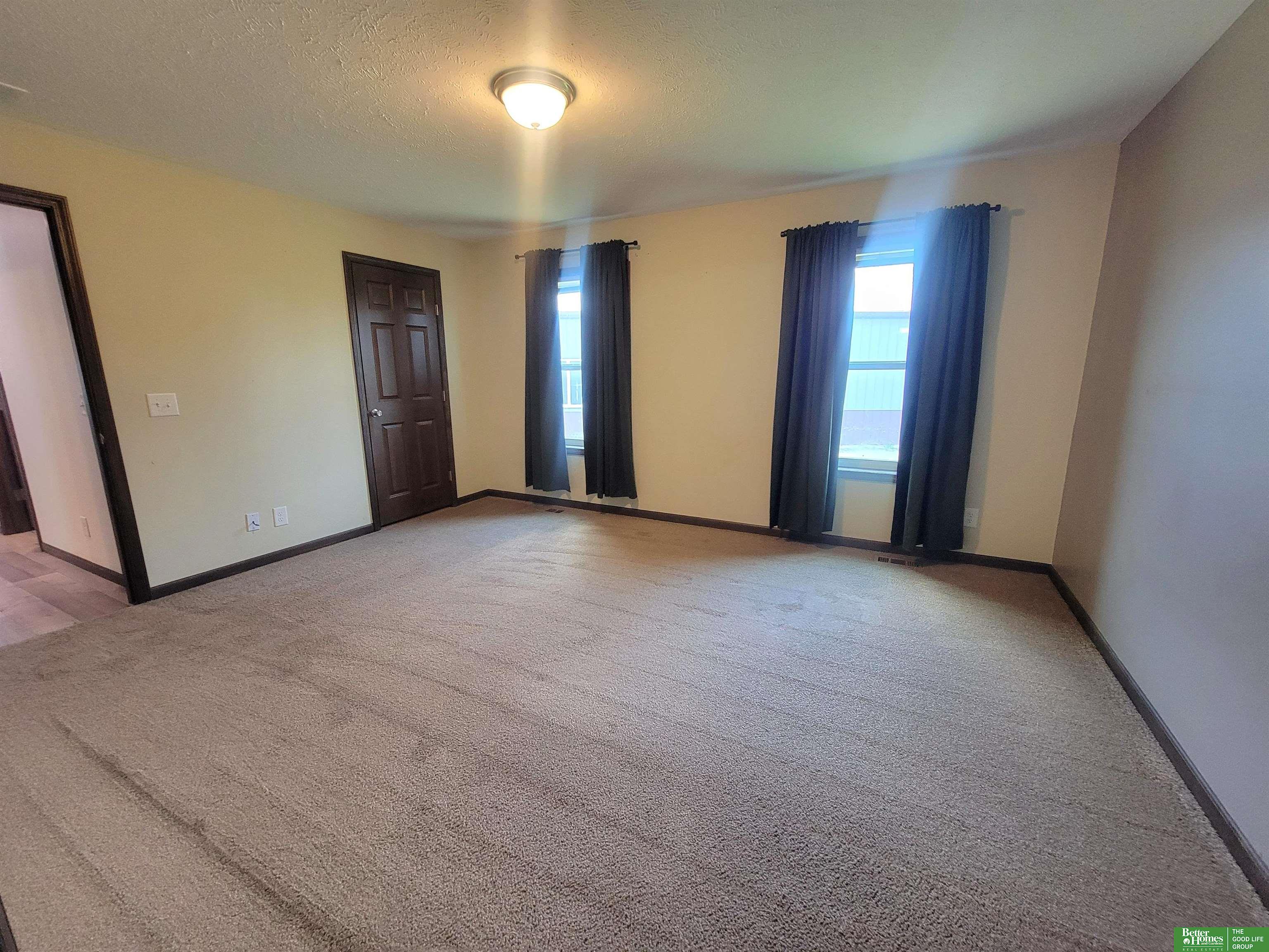 128 N 5th Street, McCool Junction