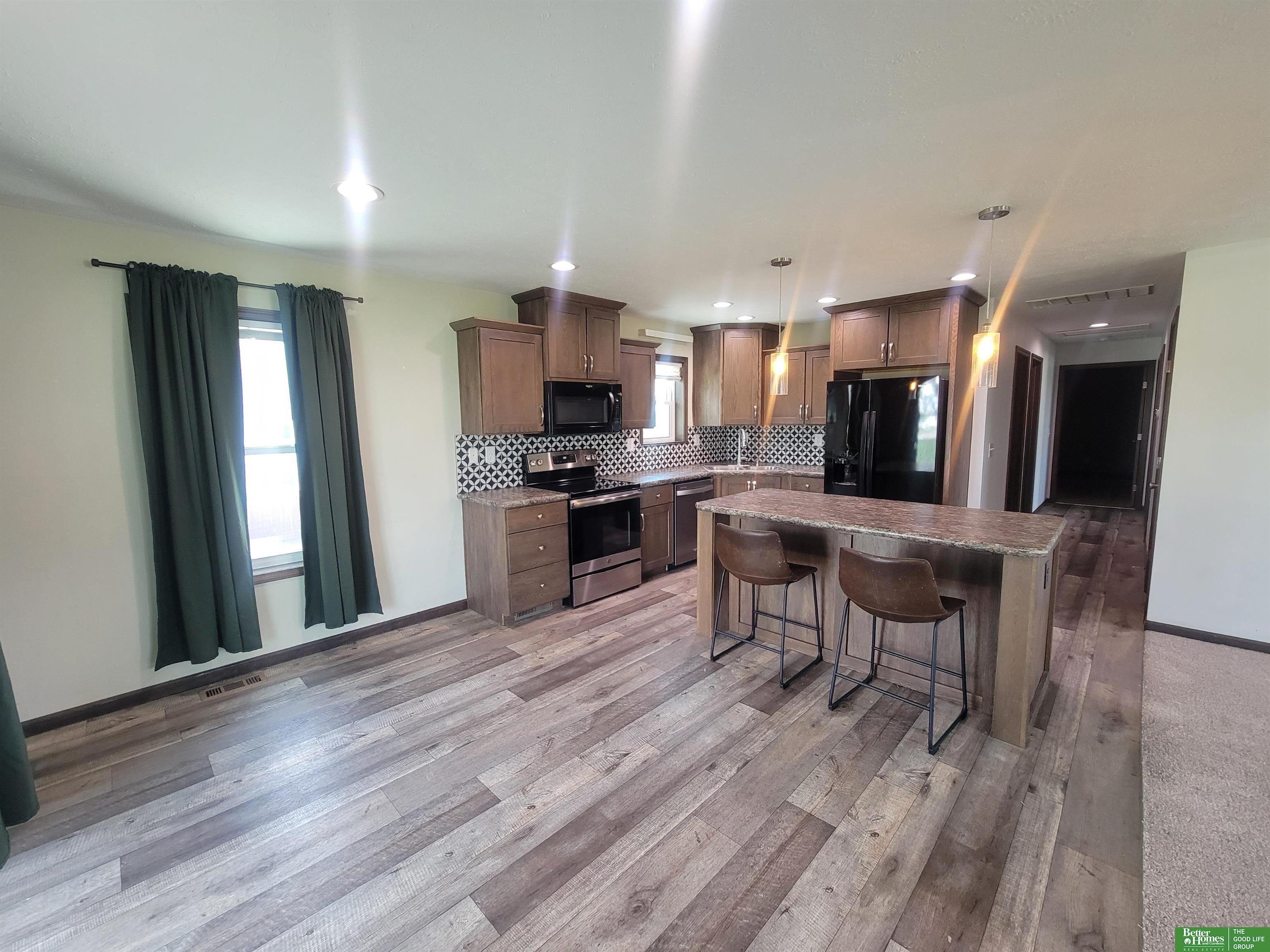 128 N 5th Street, McCool Junction