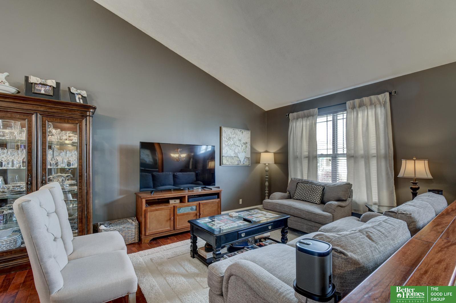 2619 Kelly Drive