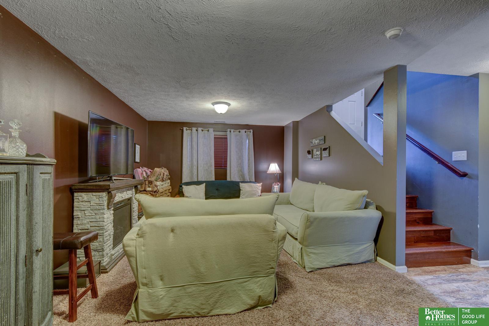 2619 Kelly Drive
