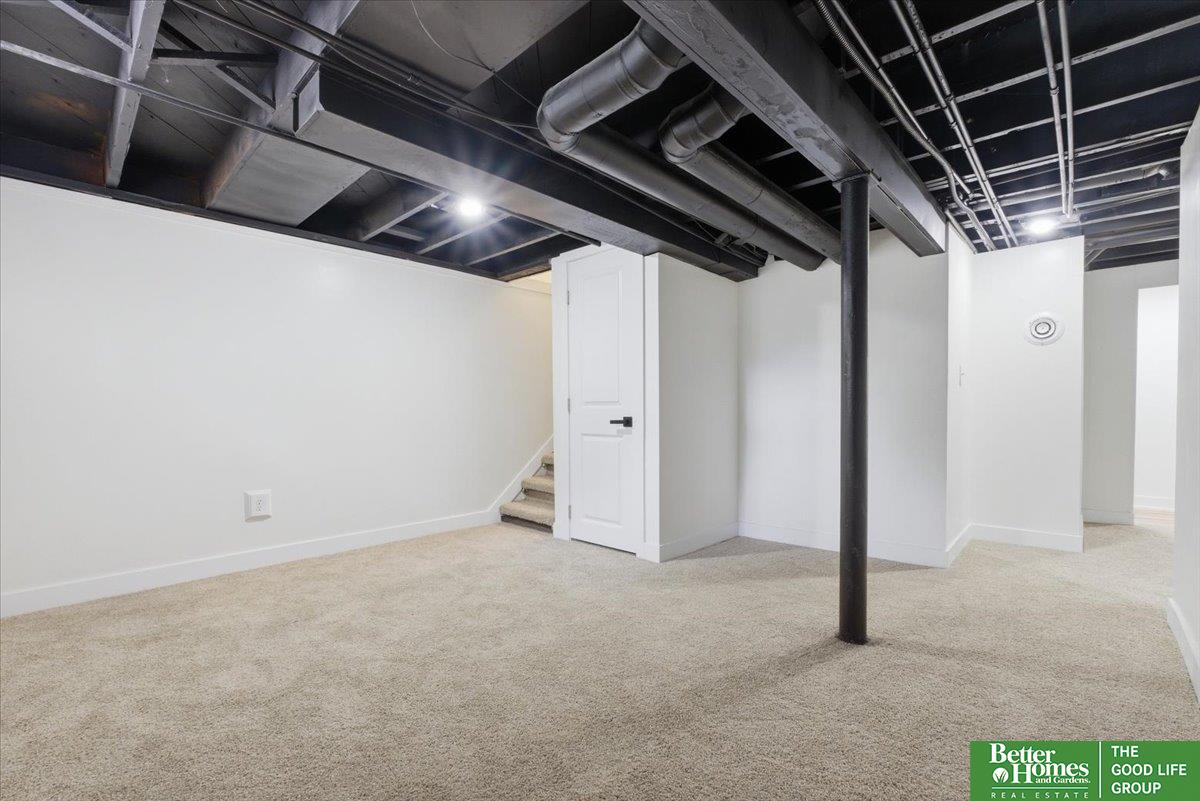 2020 N 64 Street