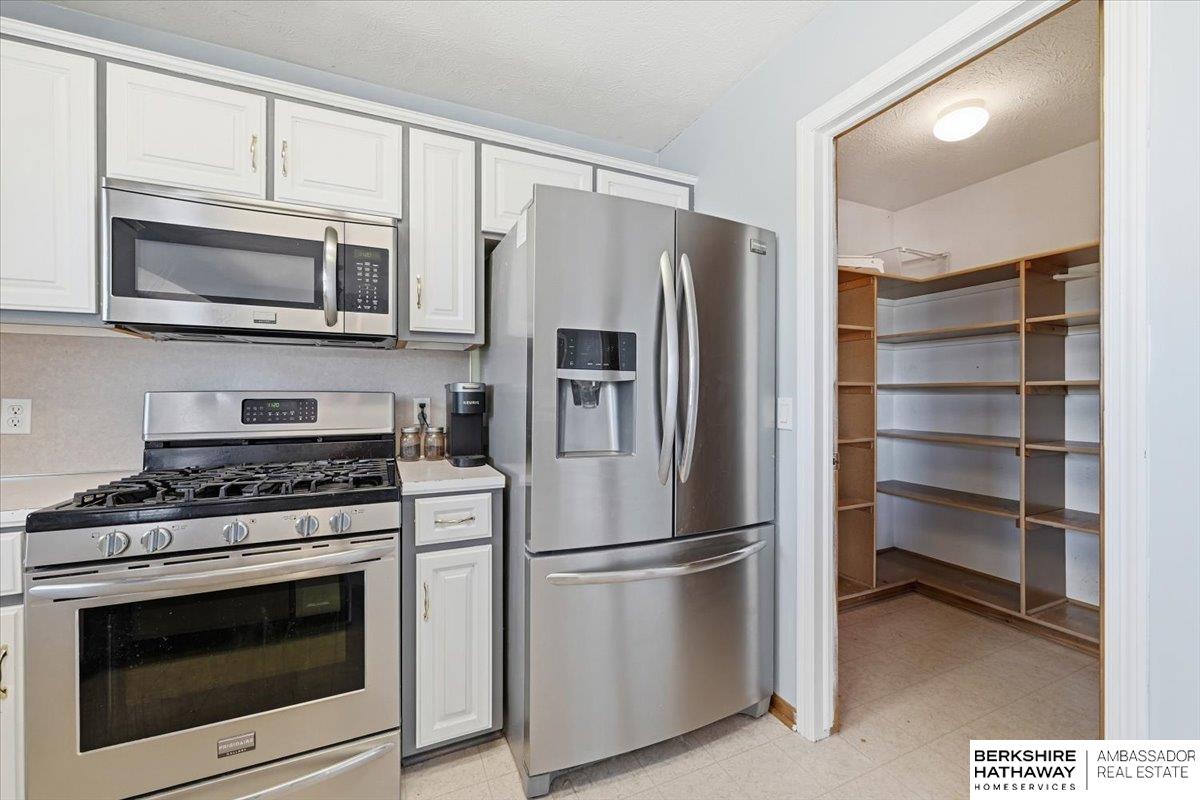 3506 Blackhawk Drive