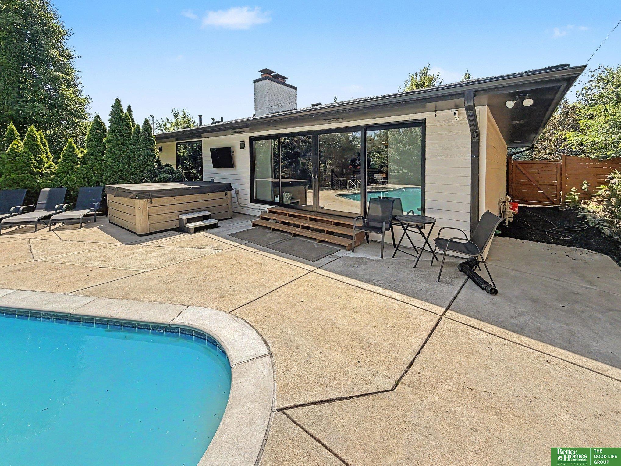 8426 Cedar Street