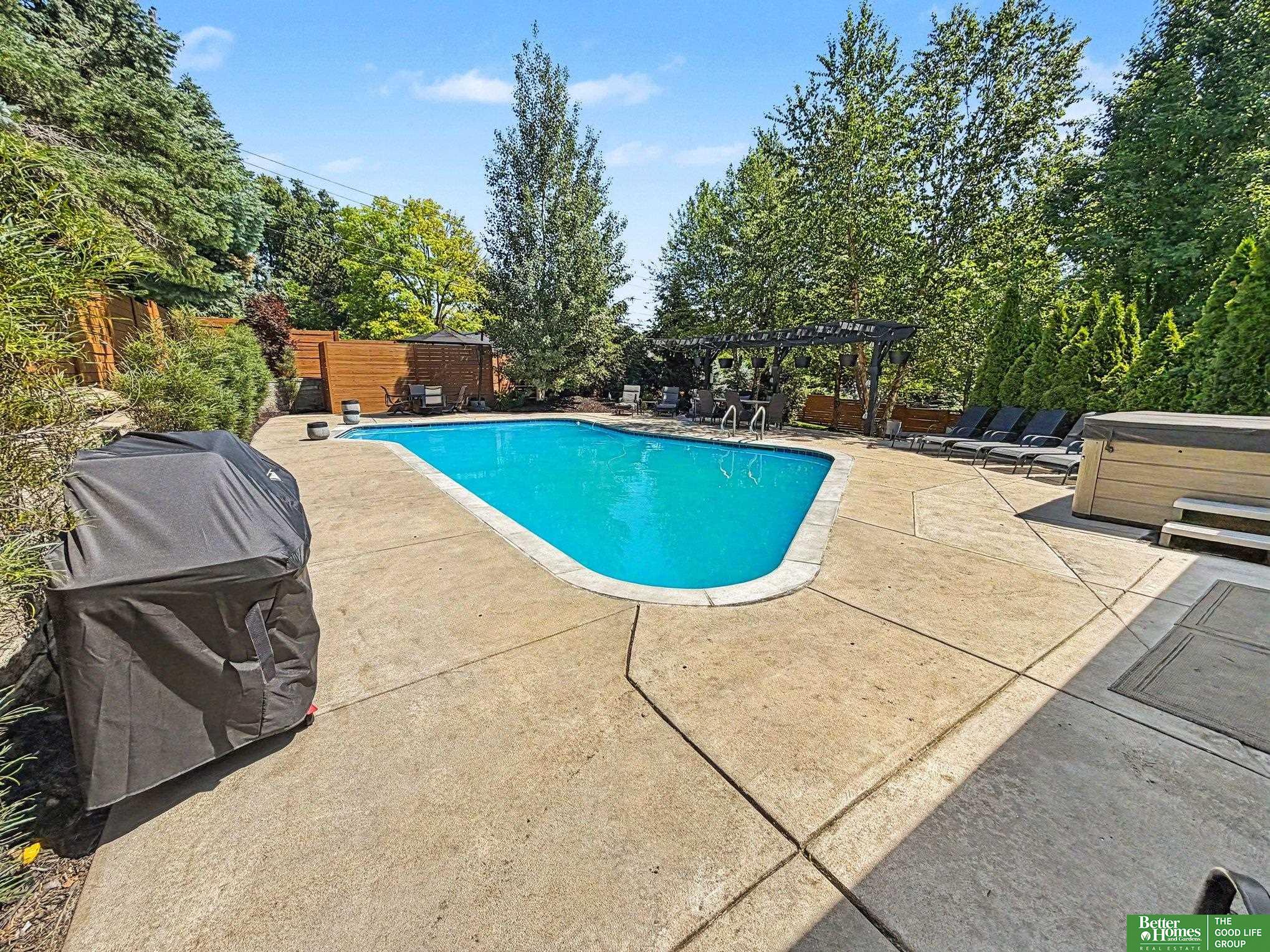 8426 Cedar Street