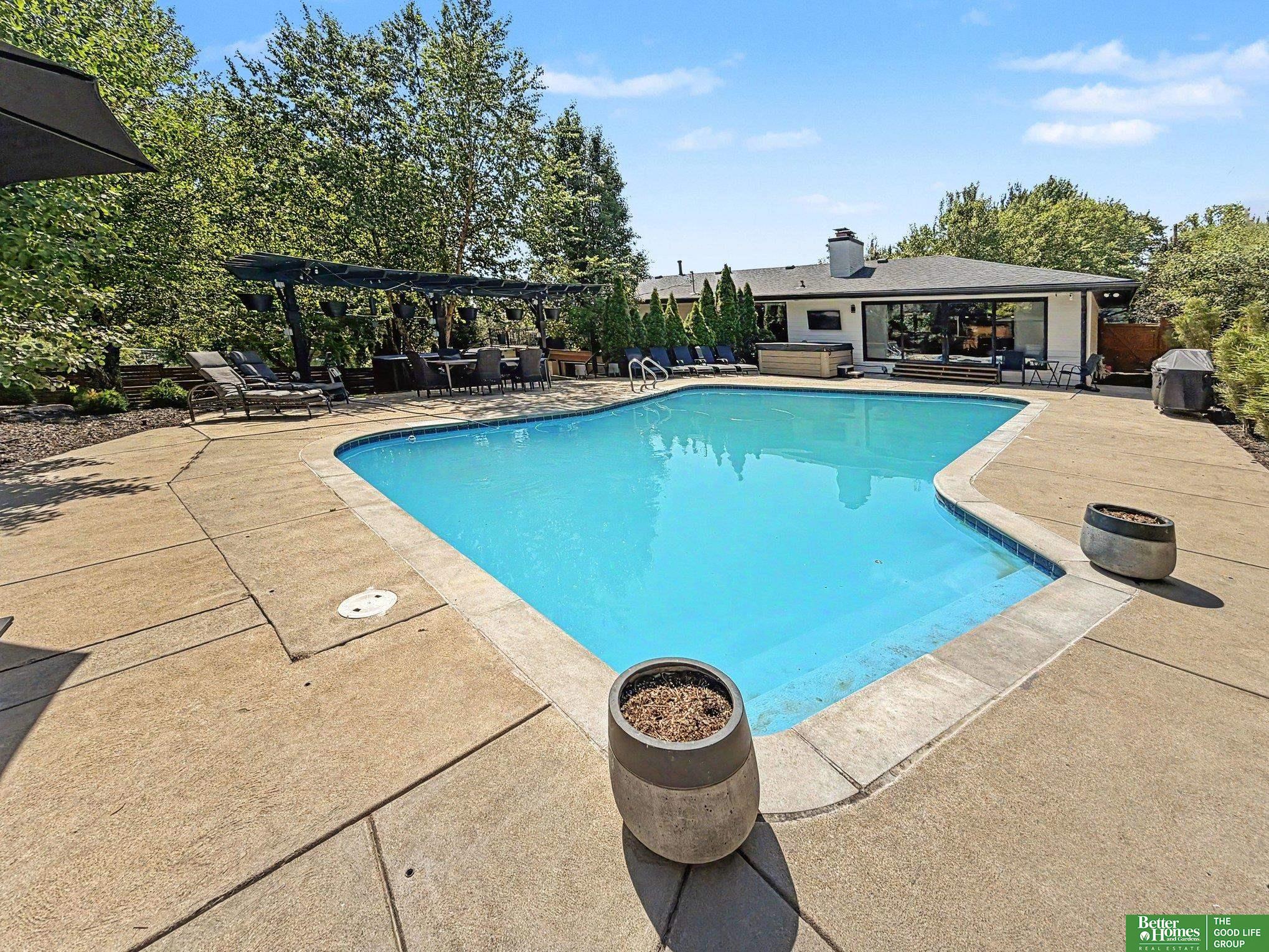 8426 Cedar Street