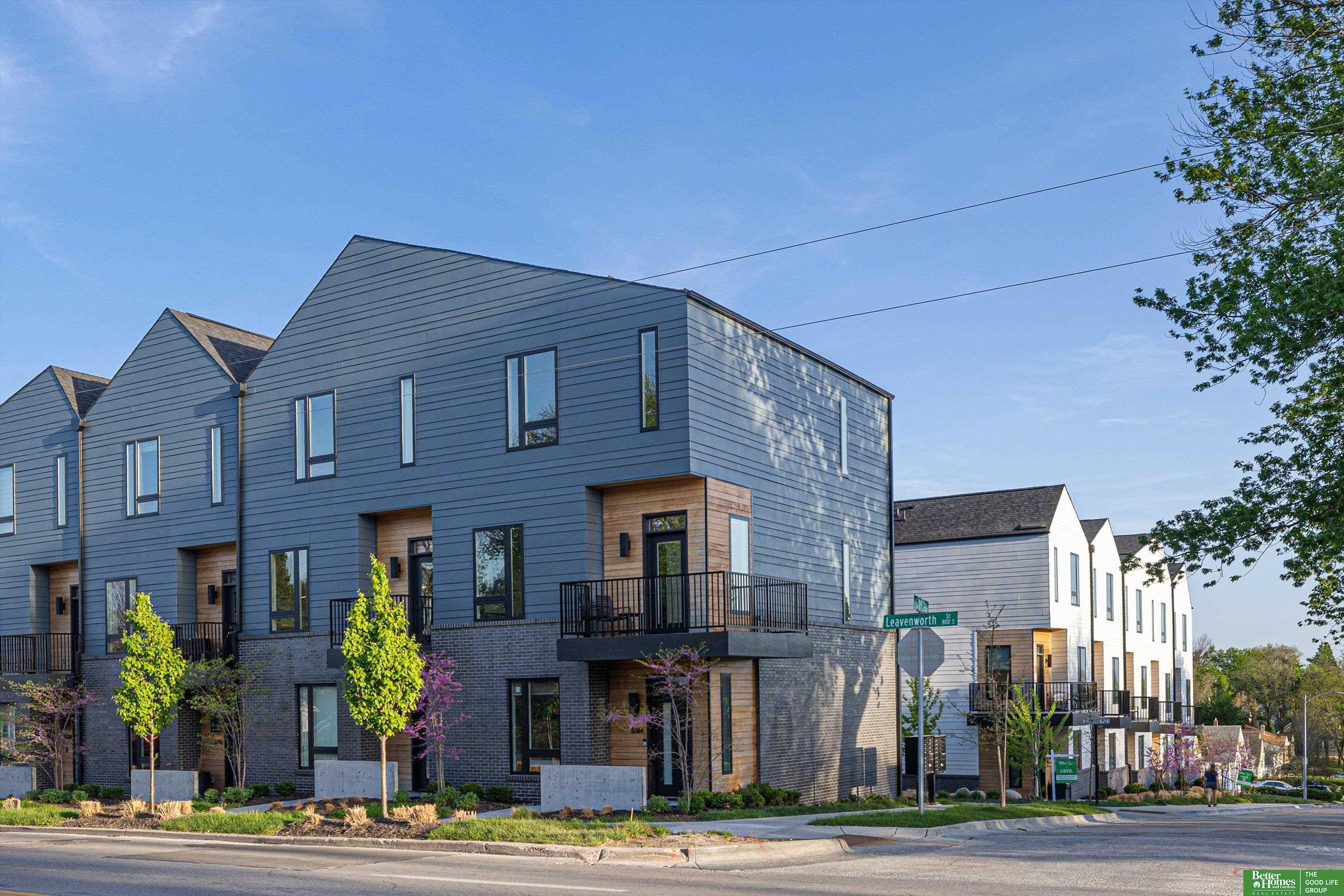 5314 Elmwood Plaza