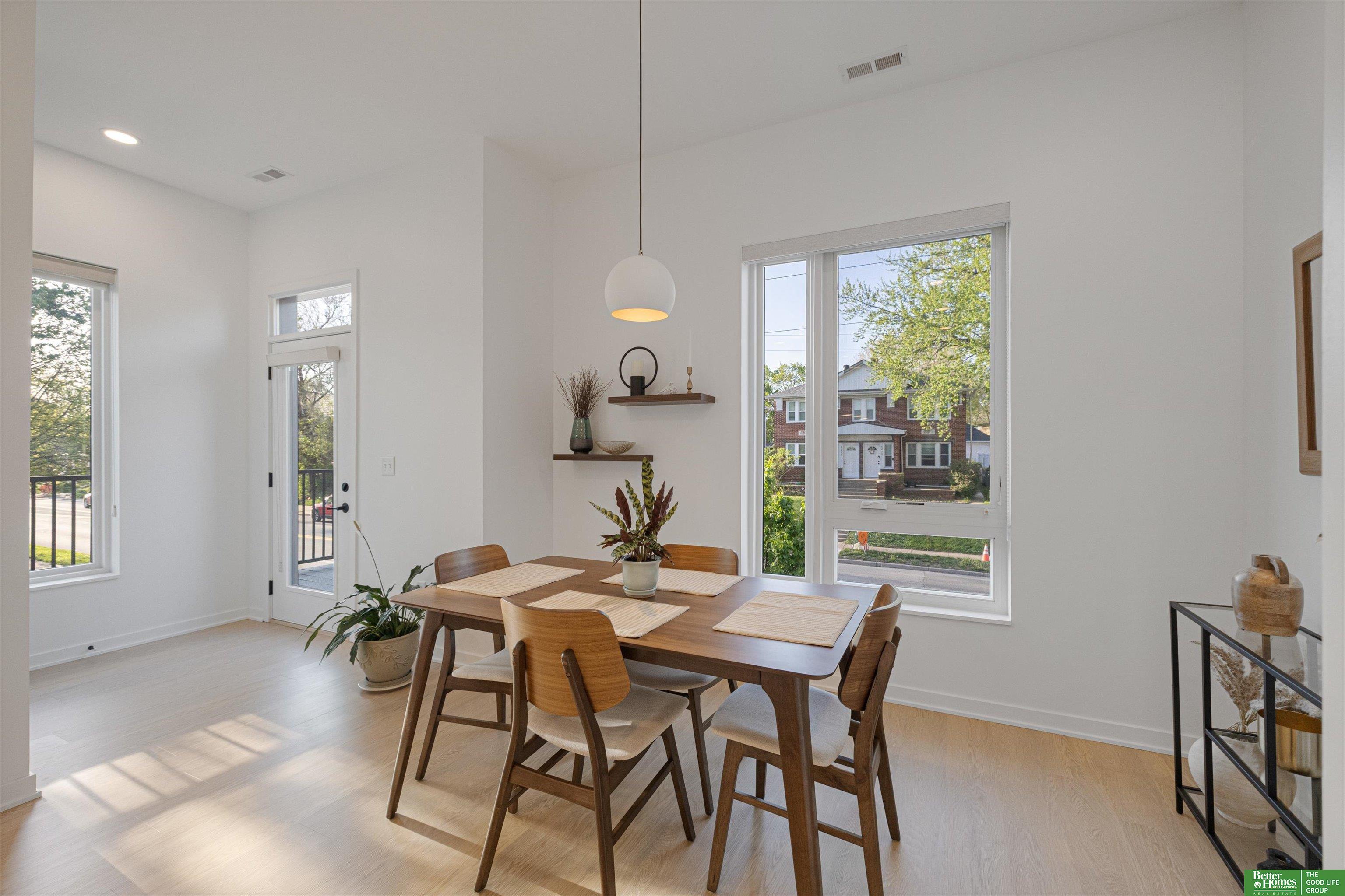 5314 Elmwood Plaza