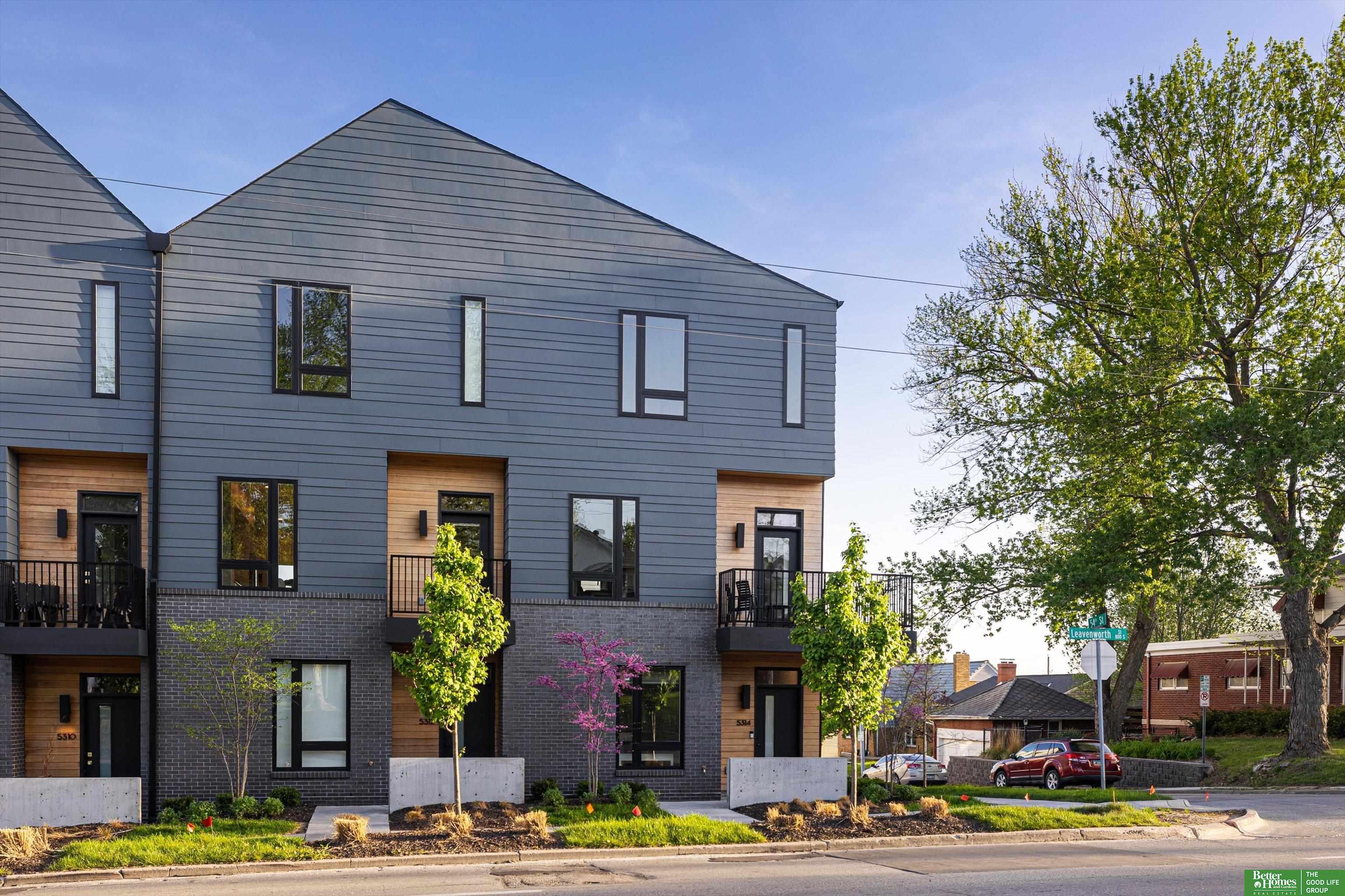 5314 Elmwood Plaza