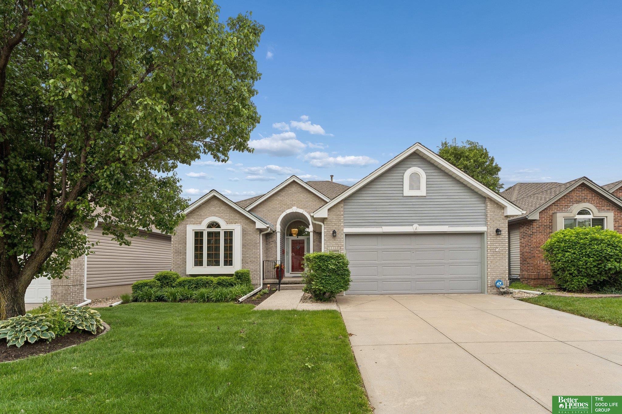 10012 S 172nd Circle