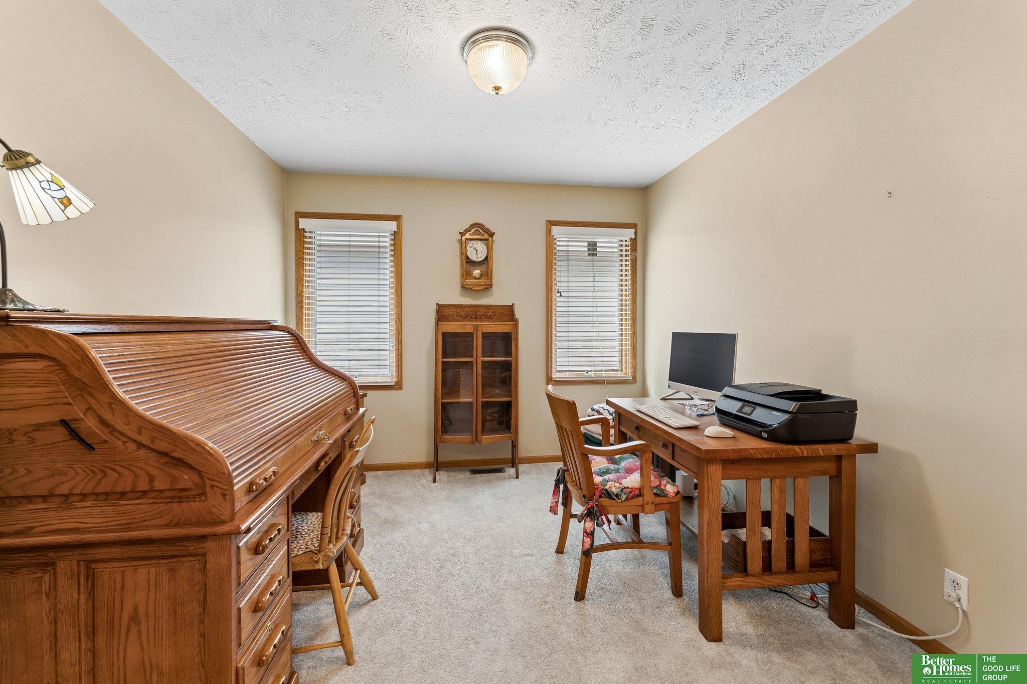 10012 S 172nd Circle