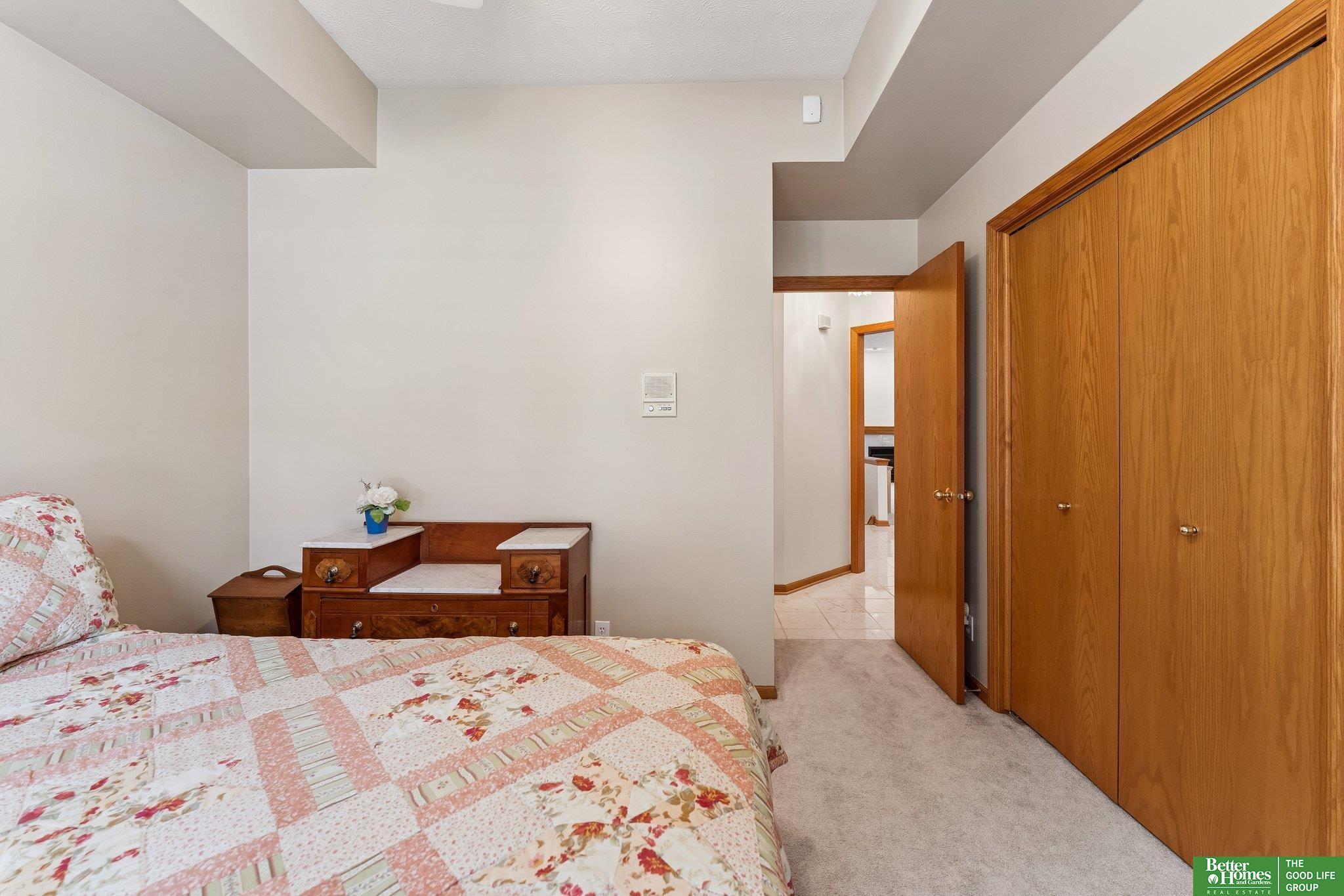 10012 S 172nd Circle