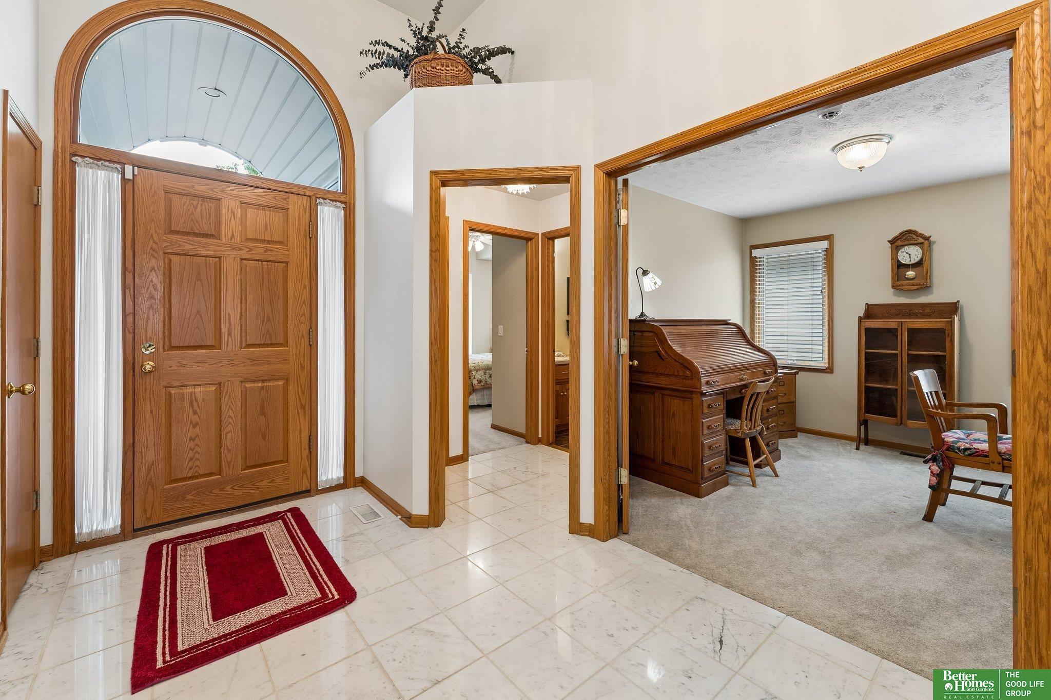 10012 S 172nd Circle