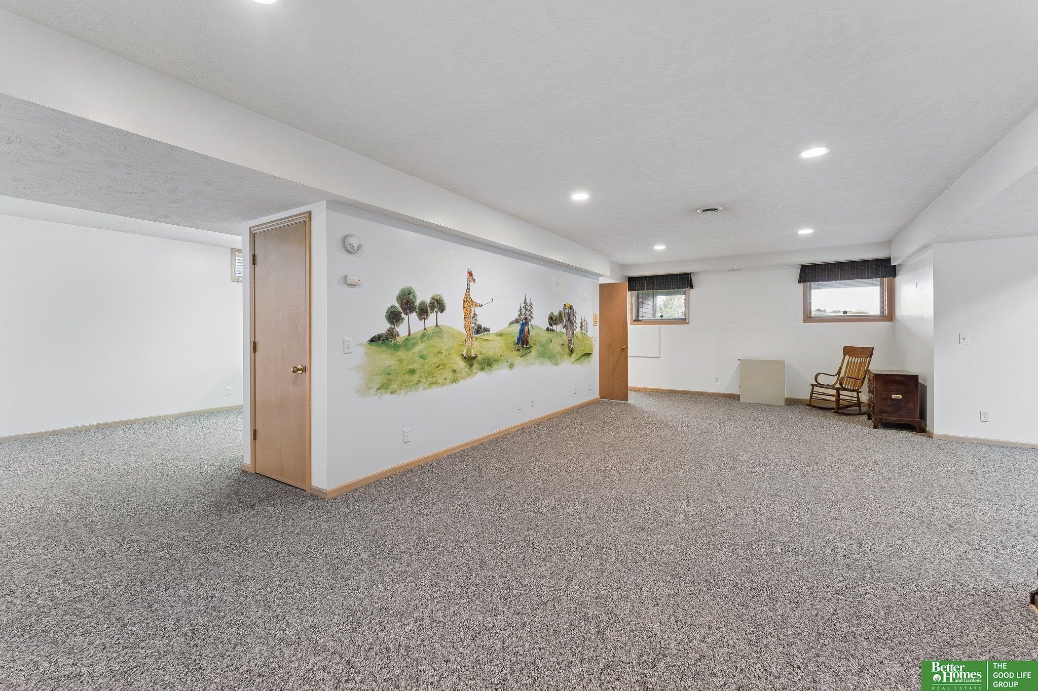 10012 S 172nd Circle
