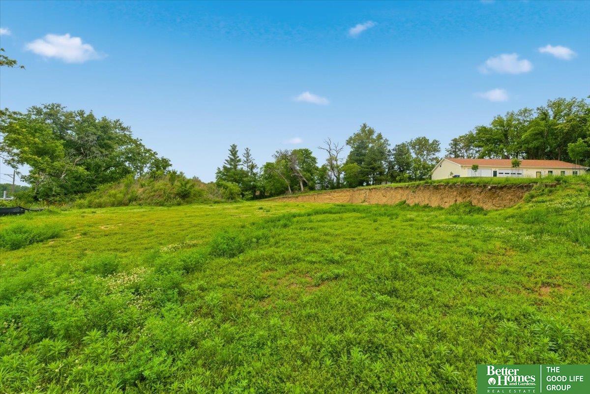 2516 Chandler Road E