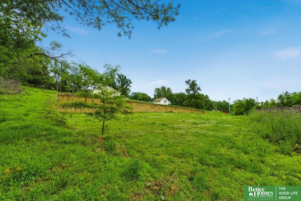 2516 Chandler Road E