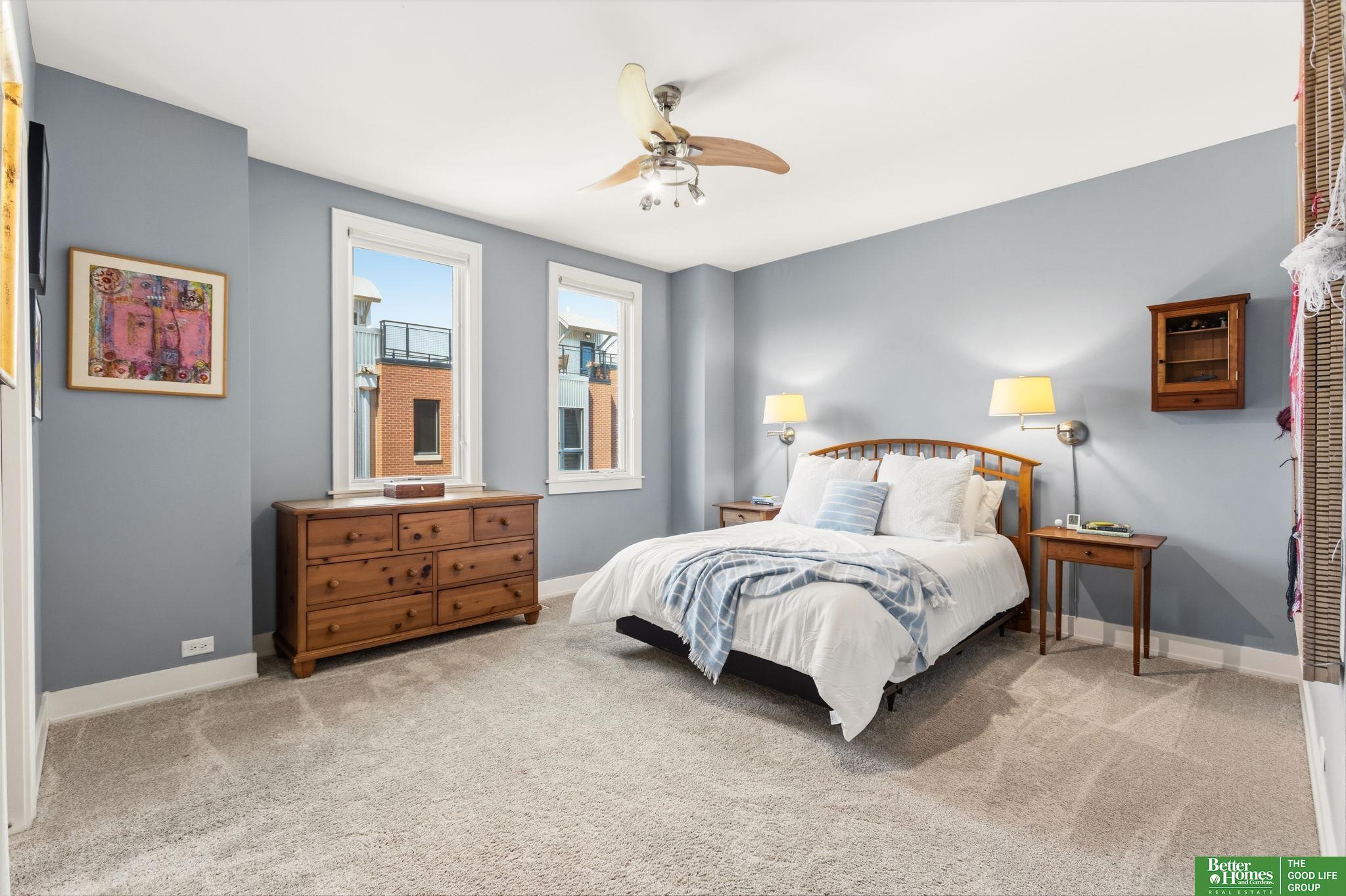 1237 Marcy Plaza
