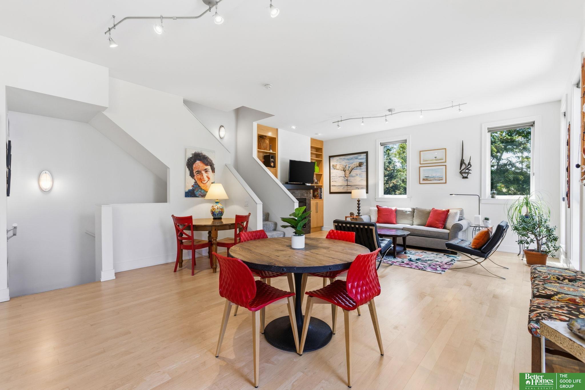 1237 Marcy Plaza