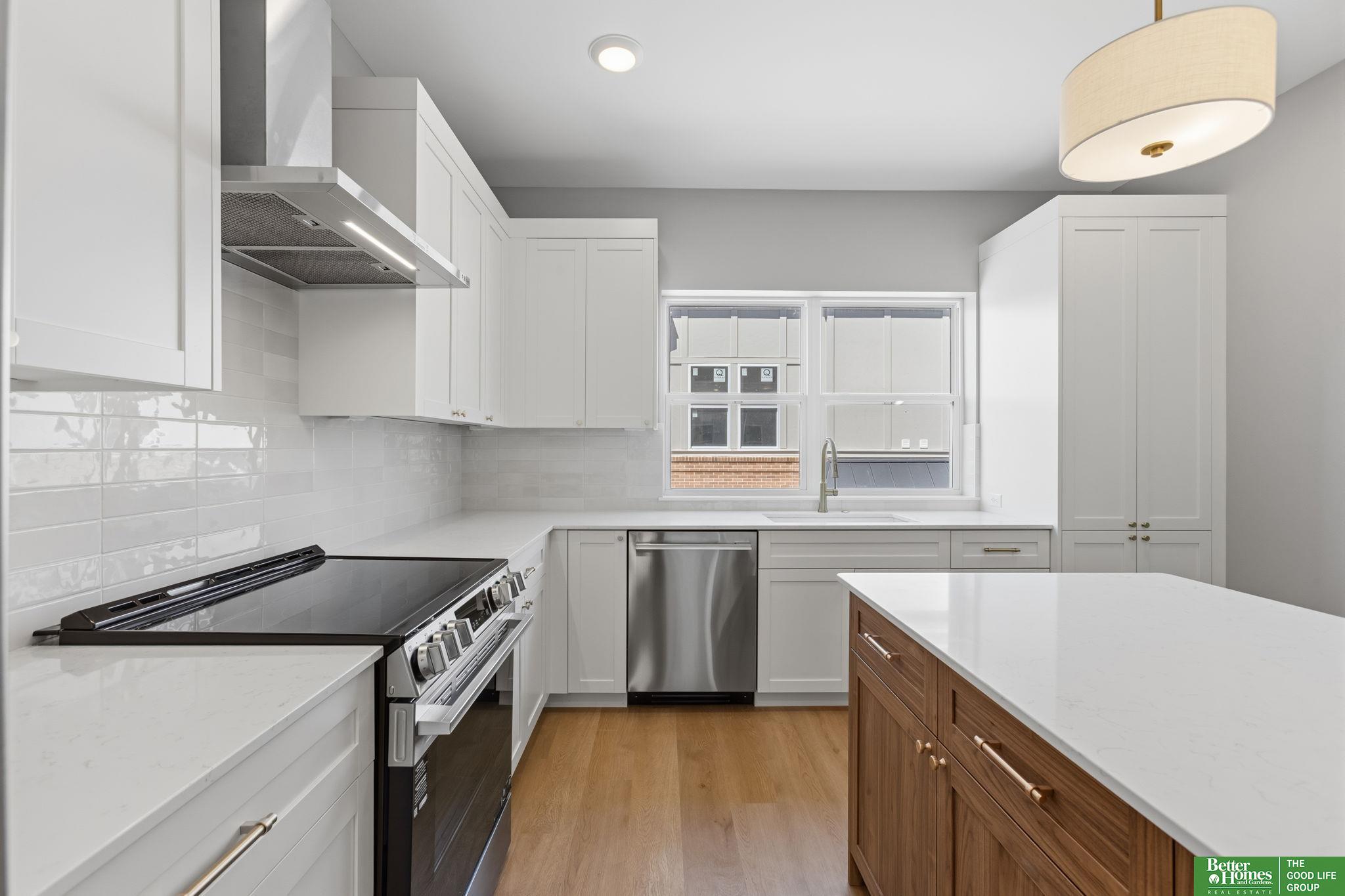 1006 S 33rd Street