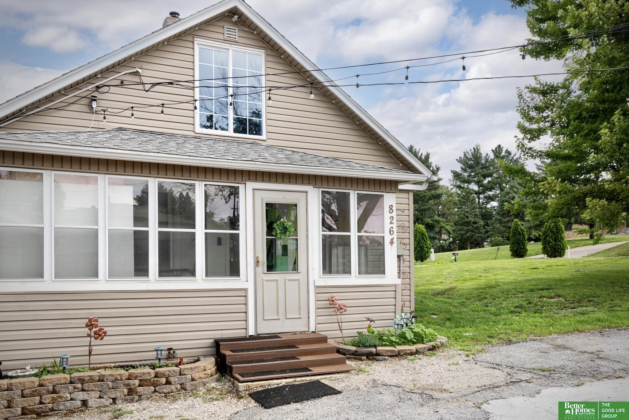 8264 Cedar Island Road