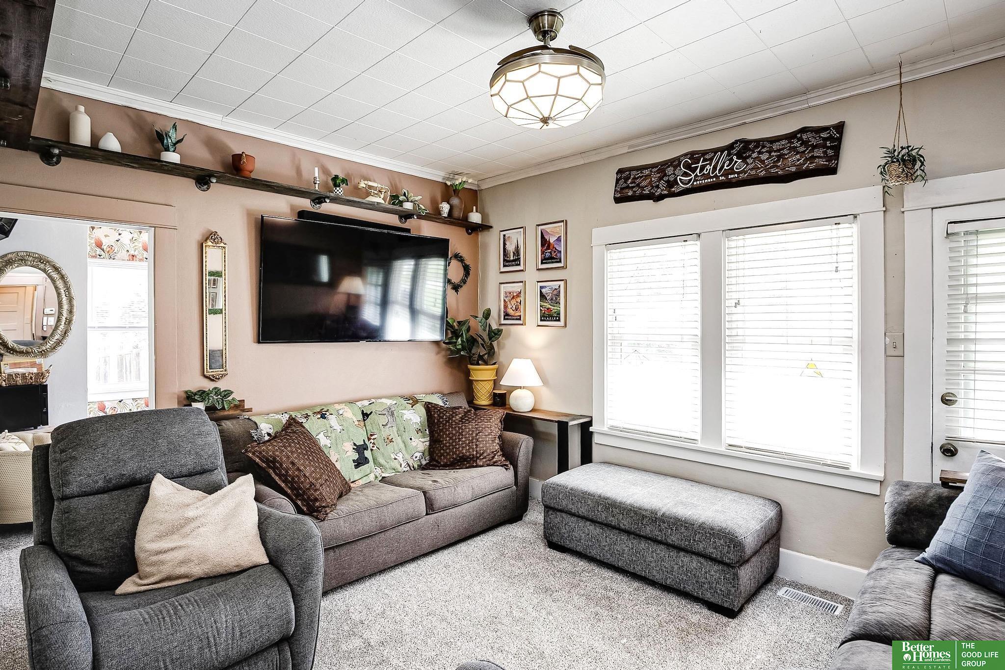8264 Cedar Island Road
