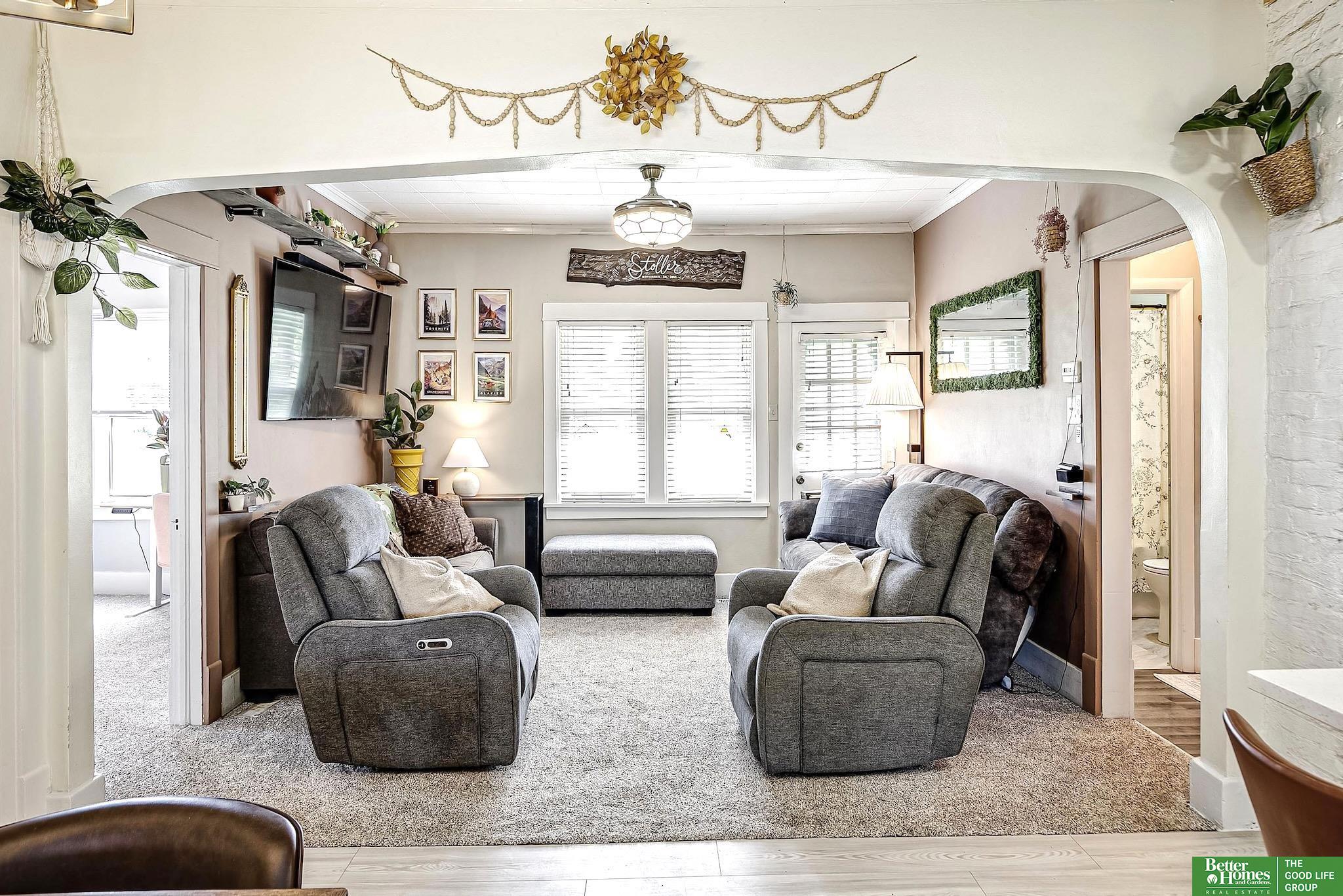 8264 Cedar Island Road