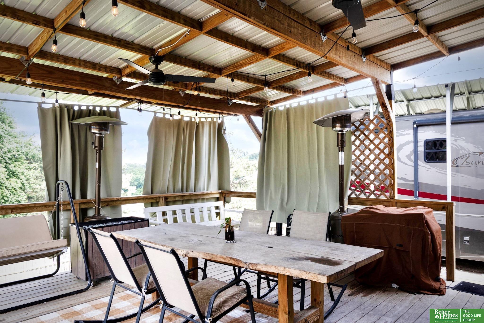 8264 Cedar Island Road